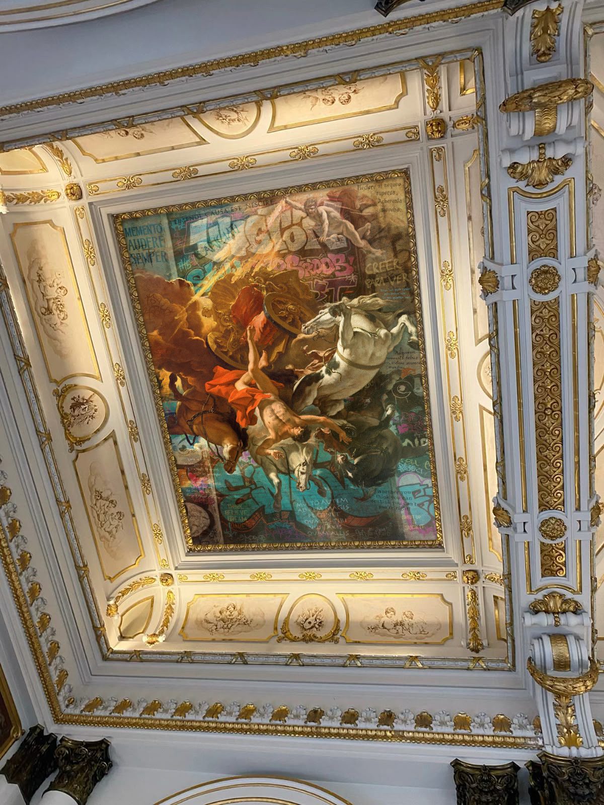 TIMENDI CAUSA EST NESCIRE by Marco Battaglini
“Ignorance is the cause of fear.”
TIMENDI CAUSA EST NESCIRE merges classical mythology with urban graffiti, symbolizing the eternal human struggle between knowledge and uncertainty, chaos and transcendence. This artwork is a dialogue between past and present, inviting us to question how fear shapes our choices and our future.
Do you believe that ignorance is our greatest obstacle, or can it sometimes protect us from truths too heavy to bear?
#MarcoBattaglini #ArtThatSpeaks #eternaldialogue