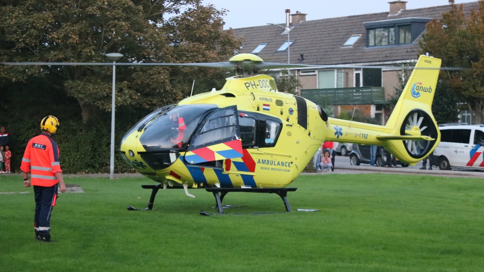 📣Wij zijn #streapp en tonen content van ooggetuigen. Bekijk de compilatie van afgelopen week. Nieuwsgierig naar het platform wat wij ontwikkelen? Volg ons!
#ooggetuige #p2000 #112fotografie #brandweer #ambulance #politie #berging #watiseraandehand #hulpverleners #rijkswaterstaat #handhavers #evenementenfotografie #voorburg #Leeuwarden #amersfoort #drachten #amsterdam #uithuizen #uithoorn