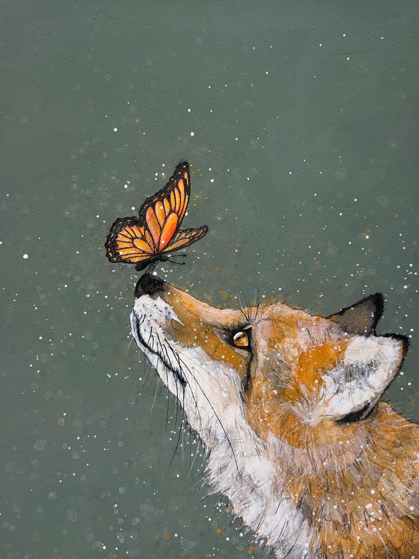 I’ve been super super busy behind the scenes moving house and studio this last week so the paints are still in boxes … But here is my new painting now available as a beautiful blank card from @green_pebble_cards ❤️ Autumn vibes and cute foxes ❤️❤️