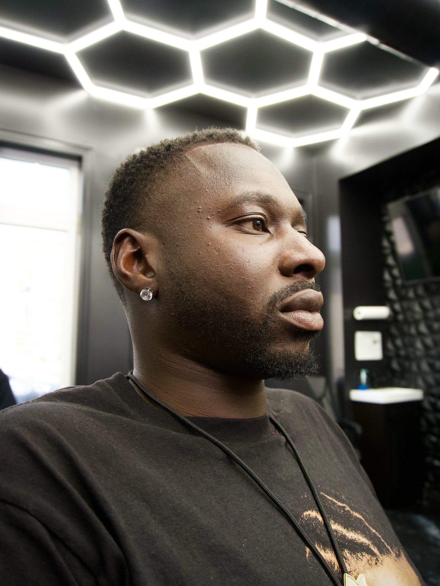 High taper done right.
💈First Class Hair Studio | Brampton, ON📍
#FirstClassHairStudio #BramptonBarber #BramptonFade #fade #FadeGameStrong #OntarioBarbers #BramptonHaircuts #BramptonGrooming #BarberLifeCanada #BramptonStyle #BarberJobsBrampton #NowHiringBarbers #BarberLifeON #BarbersOfOntario #bramptontaperfade