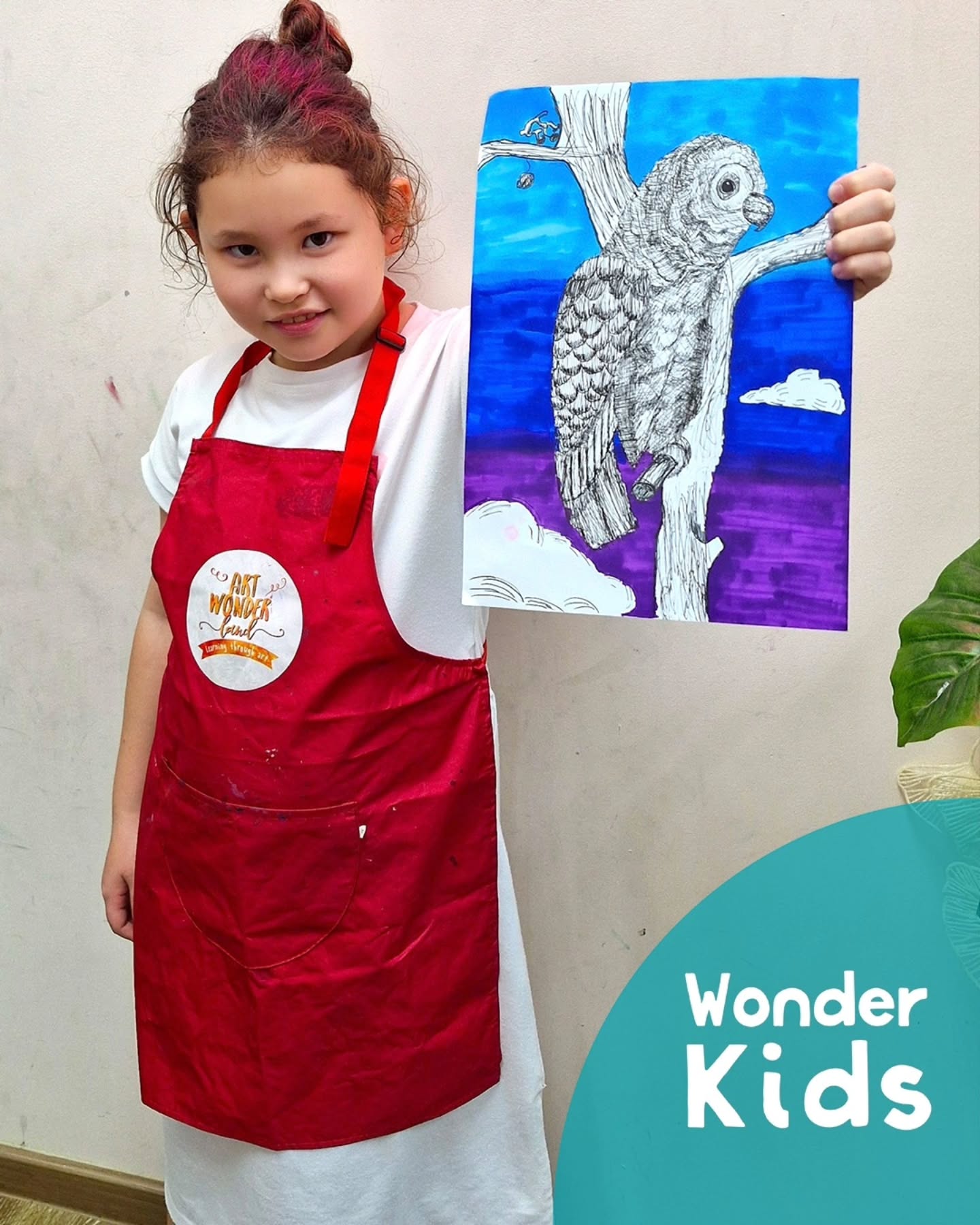 Our students explored a new and exciting way of shading using pens! 🖊✨ Inspired by Animalium Poster Book by Katie Scott, they learned different pen techniques such as stippling and cross-hatching.
Each student picked their favourite animal and applied these techniques to create their own unique pen-shaded artwork 🐯🦉🐠. Through this activity, they not only discovered creative ways to shade but also built confidence in using pen as a medium. 💪🎨