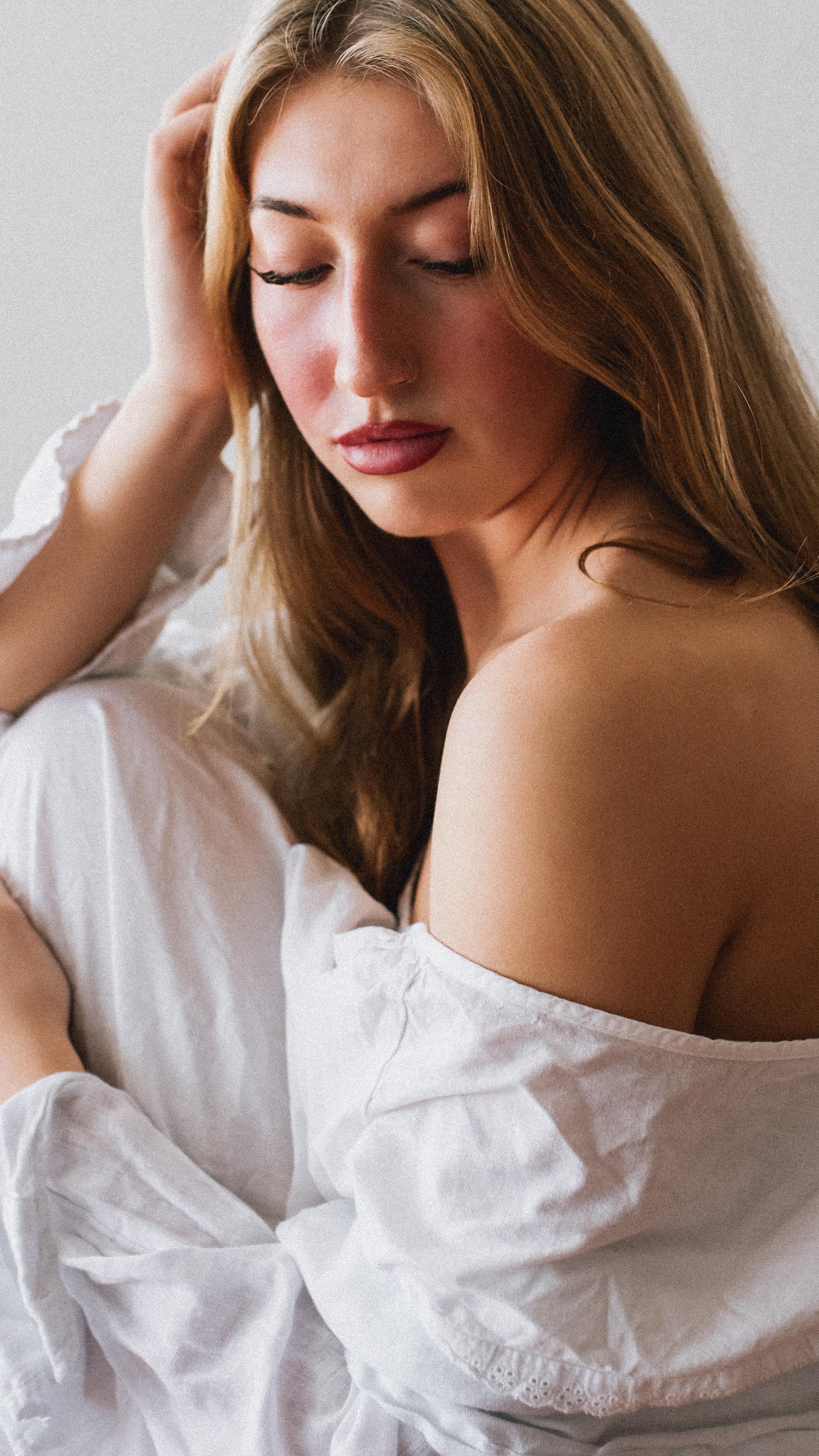 BTS Portrait Photography Session at Fife Opera House with Austin (@austinfisher77 ), Dee (@dees_photography_life_ ) & Eliza (@eliza_lens ) #palestineillinois #fifeoperahouse #portraitphotographer