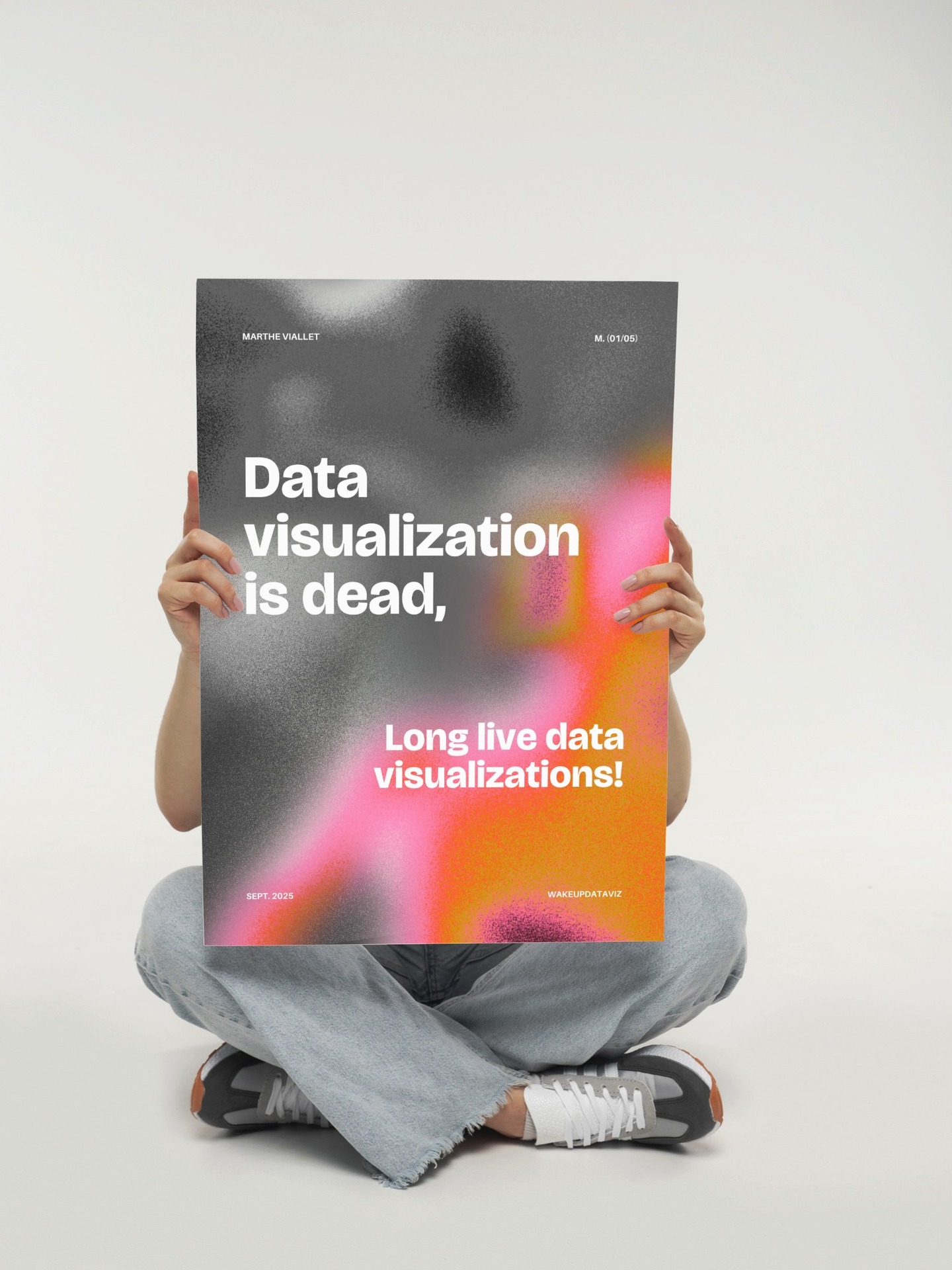 🧟/♥️ Here’s why 👇🏼
Dashboards charts still matter, they are essential for decision-making. But dataviz cannot stop there.
📢 Because data visualization can also be a language of transmission:
◆ to communicate
◆ to share knowledge
◆ to raise awareness
◆ to provoke reactions...
🧠 Not decorative creativity, but meaningful creativity. A dataviz that awakens instead of numbing.
🎤 This manifesto comes from talks I gave in 2025 at:
◆ Data+Women (Zurich) @annabellerincon 🙏🏼
◆ and at the @westdatafestival (France), where I was invited to challenge conventions in data visualization, data art, and storytelling.
