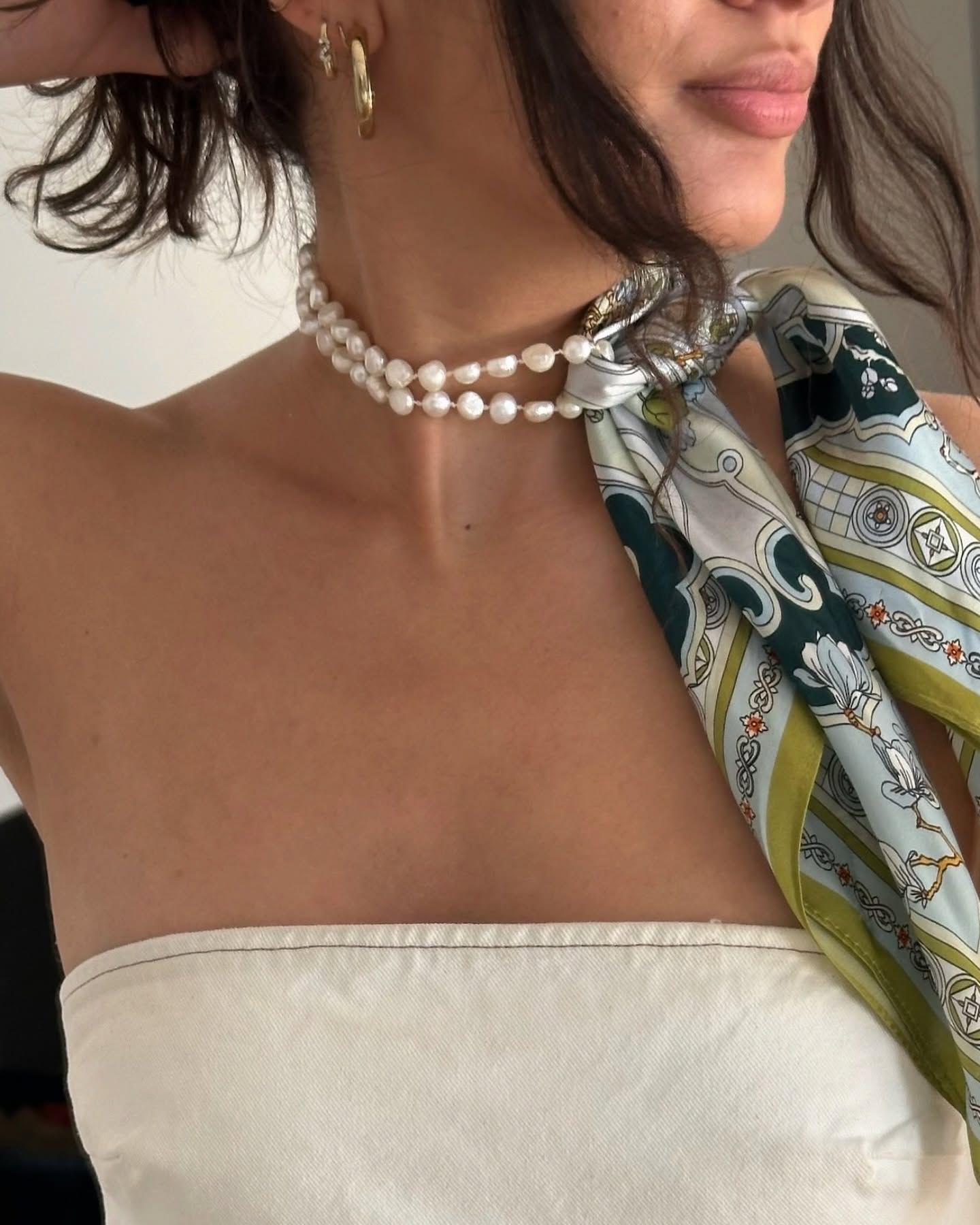 She is classy 💁🏼♀️ #ERIKA
#pearls #perlen #schmuck #ootd #classy #jewellery #jewelry