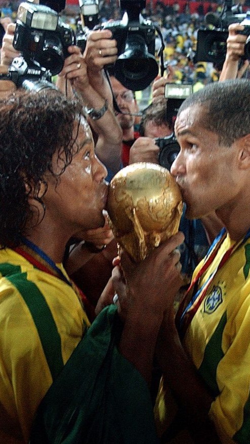 One ball.
Different eras.
Different stages.
The love for the game never changes.
09.11.2025
swissporarena, Lucerne.