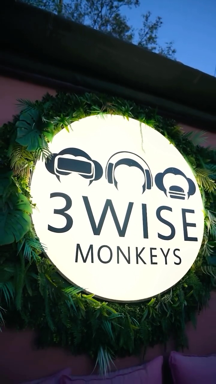 Immerse yourself in the charm of 3 Wise Monkeys — a symphony of fusion flavors, crafted cocktails, and soulful sounds beneath the stars of Assos, wrapped in the romantic embrace of blooming bougainvillea 🌙🌸 ”#UnderTheStars #BougainvilleaDreams #RomanticDining #IslandNights #AtmosphericVibes#ilovekefalonia❤️ #kefalonia #summer #progress #island #vibes #3wisemonkeys_assos #greece #memories #paradise