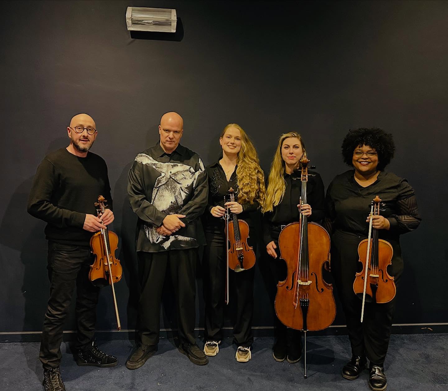 Plaisir d’accompagner @scylla_officiel hier soir lors du concert de la Fête de la @federation_wallonie_bruxelles sur la plus belle place du monde.