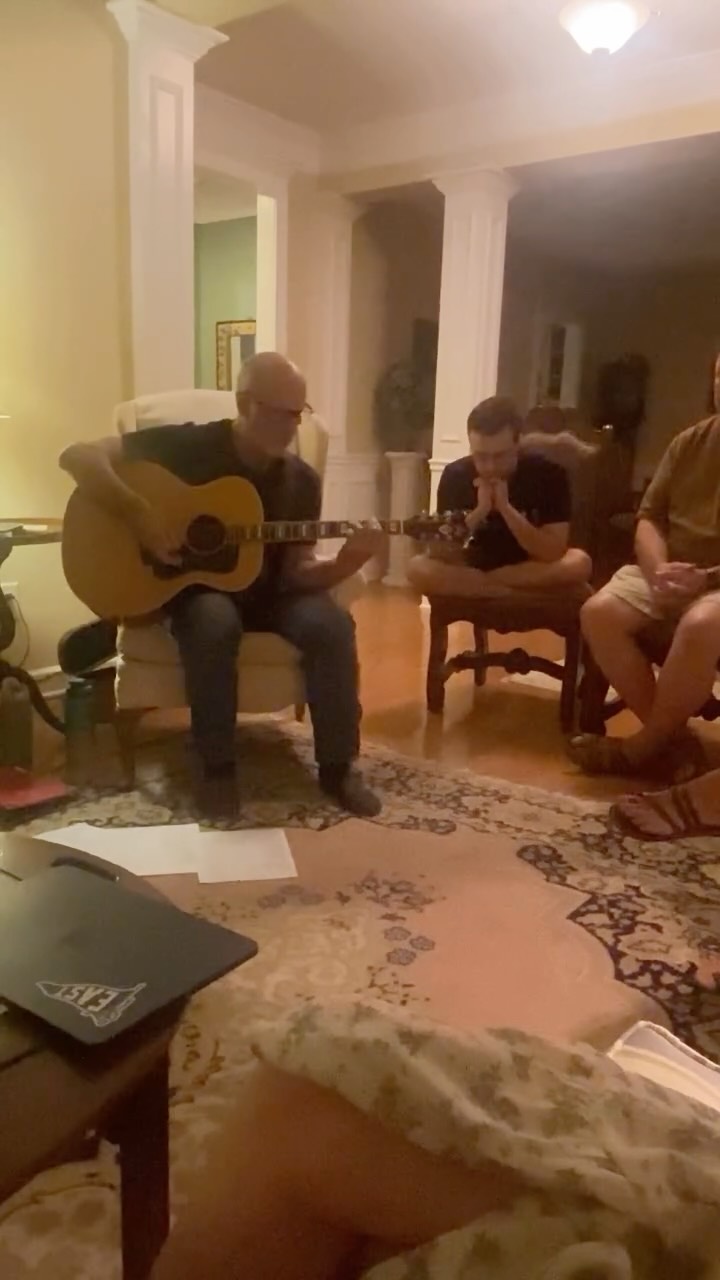 Day two of the songwriters retreat was MAGIC✨. Such distinct voices and so much talent. This is what our souls have needed. Who’s coming next year??😍