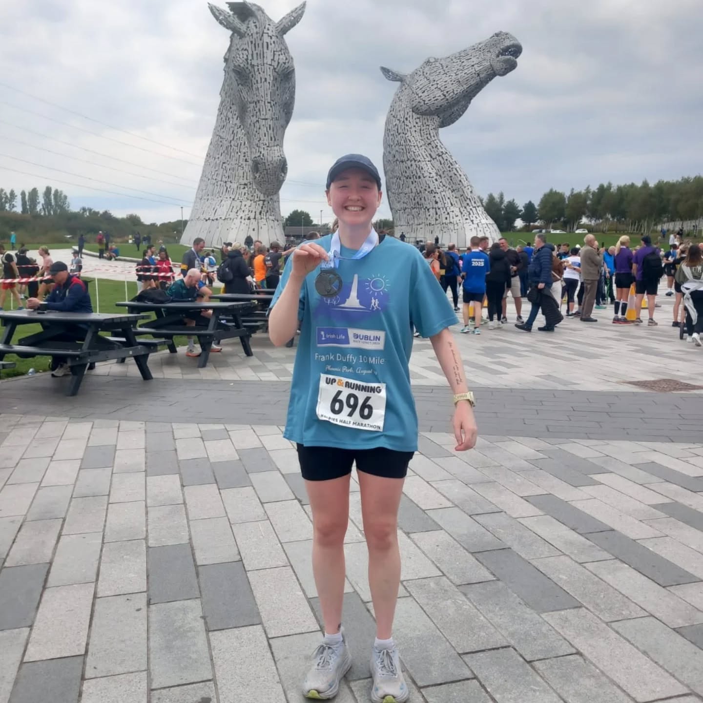 🏅Medal Monday🏅
Very proud coach alert!
@rorothehoehoe not only completed the @kelpieshalfmarathon on Saturday, she walked away with a 5 minute PB! Ro has always been an inspiring and knowledgeable runner, so it was a dream working together to get her to the finish line with a time she can be proud of. She ran so strong on the day and I can't wait to see what she tackles next. Congratulations Ro 🎉
If you are interested in face to face or online training for Winter/Spring so you can get that PB, drop me a message and we can arrange a call if you want more information.
#RPC
#medalmonday
#running
#runningcoach
#runproudcoaching