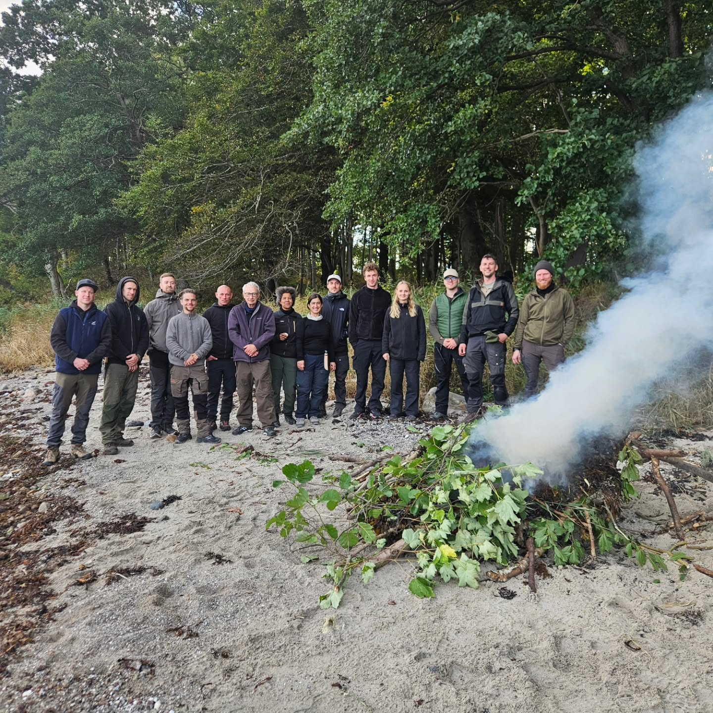 Life starts at the end of your comfort zone. Challenge your self every day, like this group of badasses did for the past 72 hours.
#Bushcraft #72hoursurvival #survival #survivalskills #wildernesstrip #wilderness #overlevelse #overlevelseskursus #vildmark #vildmarkstur #friluftsliv #primitiveliving #primitiveskills #udeliv #keepitsimple #bushctafteurope #bushcraftdanmark #survivalstore #bushcraftbutikken