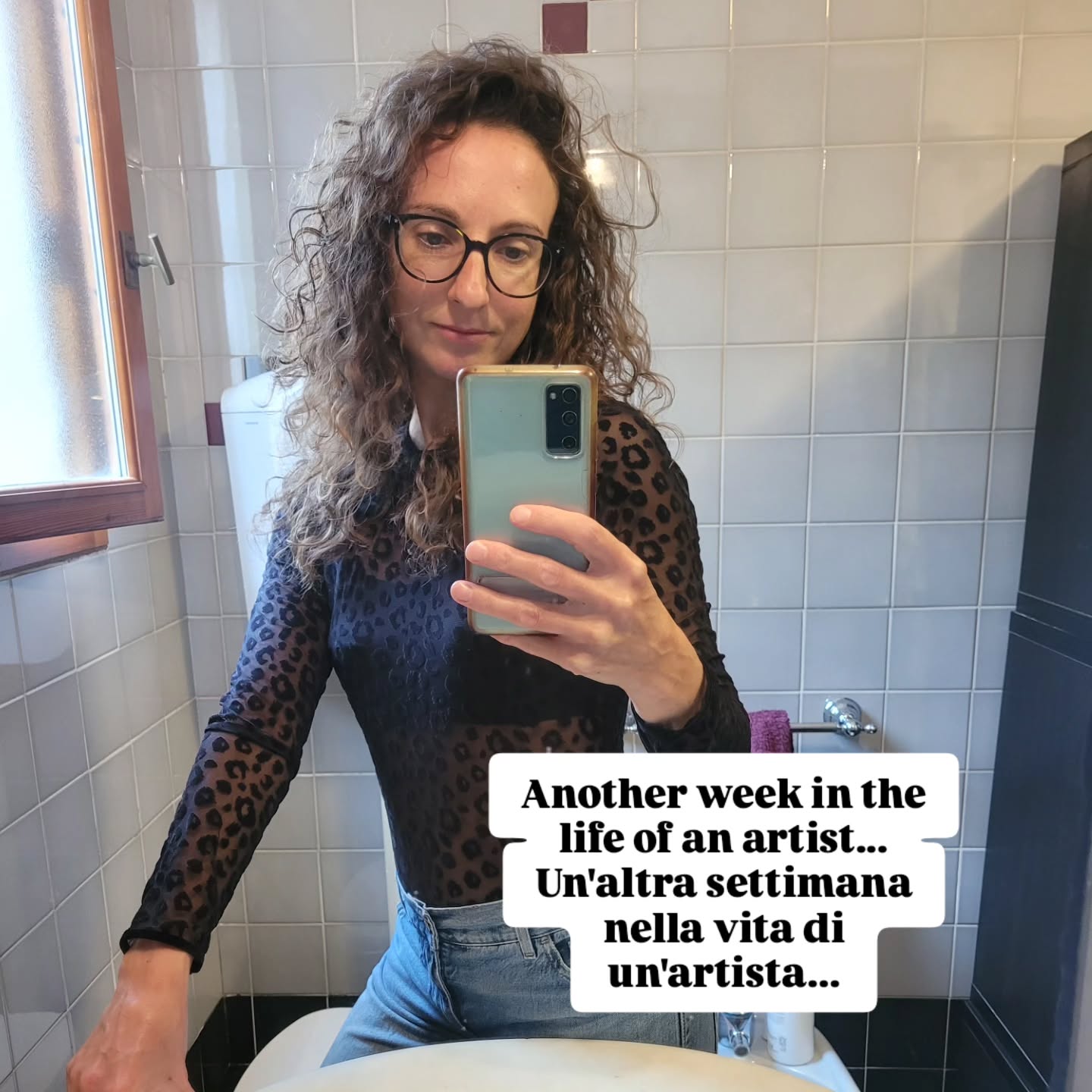 Another week in the life of an artist...
Un'altra settimana nella vita di un'artista....
Finally I got to paint! I started something new and also worked on my "yankee go home" painting.
Finalmente sono riuscita a dipingere! Ho cominciato qualcosa di nuovo e ho lavorato sul il quadro "yankee go home".
Tensions are high, but I kept positive and took a break in the green field that was in Santa Croce. I don't know why those stickers are around, I don't know the meaning, but regardless, they are not positive. I am personally taking them down when I see them with the hopes to not see more. I decided to make a painting out of them in order to create something of "beauty" out of a message of hate. Art can and should reflect the times, and this painting is a reflection of just that. A world confused and filled with hate, creating dangerous messages that we absorb daily. I can't change the world, but a person can choose to be active or passive. I choose to be active, on destroying negativity.
La tensione è alta ma sono rimasta positiva e ho fatto una pausa nel campo verde che era in Piazza Santa Croce. Non capisco perché ci sono questi adesivi in giro, non so che significato hanno, ma indipendentemente non è un messaggio positivo. Personalmente li sto rimuovendo quando li vedo con la speranza di vedere altri. Ho deciso di creare un'opera d'arte per creare qualcosa di "bello" da un messaggio di "odio". Atte può è deve riflettere i tempi in qui viviamo e questo quadro è una riflessione proprio di quello. Un mondo confuso pieno di odio creando messaggi pericolosi che vengono assorbiti giornalmente. Non posso cambiare il mondo ma posso scegliere di essere attiva o passiva. Scelgo di essere attiva nel distruggere la negatività.
(Abstract art, negatività, positività, arte astratta, negativity, positivity, beauty, hate, bellezza, odio)
#abstractart #artvibes #protestart #signofthetimes #arte #yankee #Florence #message #hate #beauty #oilpainting #artistjourney #paintingprocess #creativejourney #worldpeacewanted #stophate #postivevibes #postività #selfexpression #getpolitical