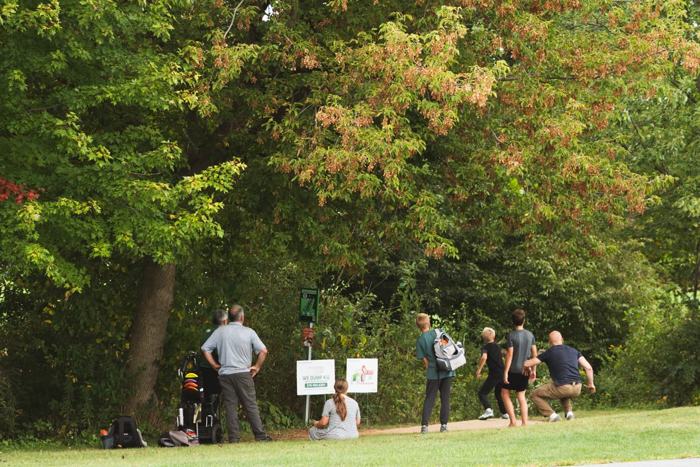 A busy day at the RCS Disk Golf Fundraiser!