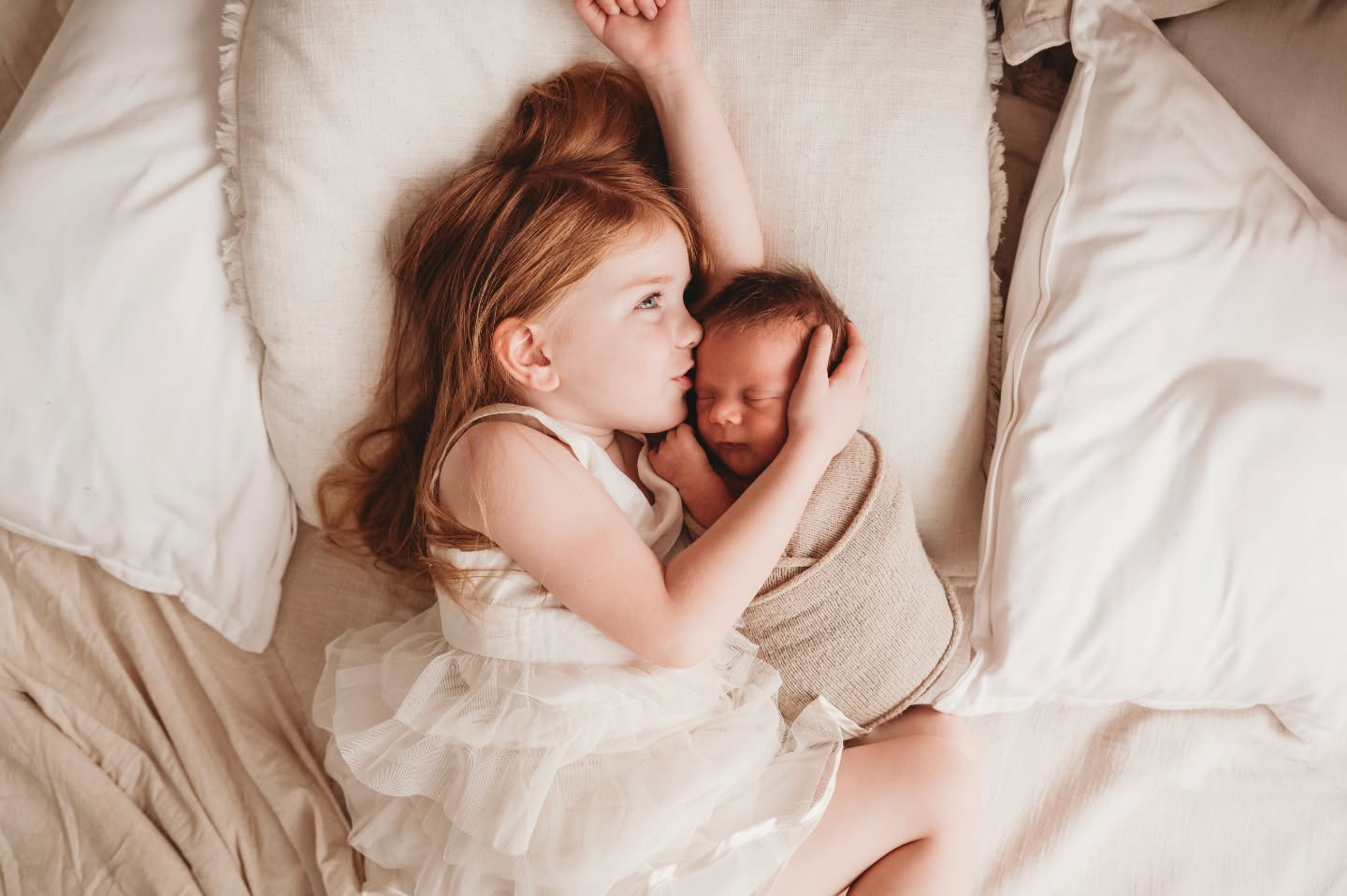 Imagine gaining not one but two little brothers 🥰
What a special moment for this big sis!
www.jessannephotography.com.au
#newbornphotography #sydneynewbornphotographer #sydneybabyphotographer #babyphotographer #babyphoto