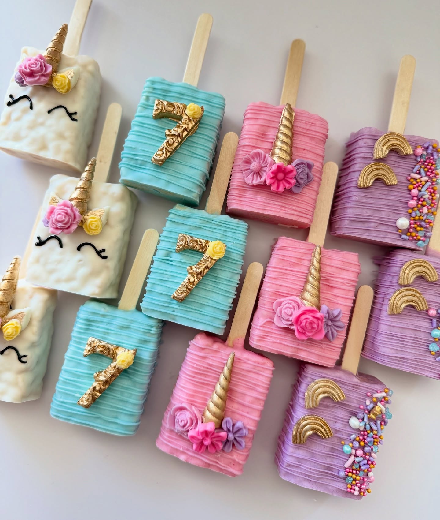 Chocolate-covered Rice Krispy treats dressed up as unicorns ๐ฆ๐
#SweetTreatsByKaitAndKay #OrlandoBaker #DavenportFL #CentralFloridaBaker #PolkCountyEats #FloridaBakery #DisneyDesserts #DisneyEats #DisneyBirthday #DisneyCelebration #UnicornDesserts #UnicornParty #UnicornTreats #RiceKrispyTreats #ChocolateCoveredRiceKrispies #CustomDesserts #BirthdayDesserts #CentralFloridaMoms #OrlandoMoms #DavenportMoms #PartyDesserts #DisneyVacationPlanning #DisneyPartyIdeas #MagicalDesserts #UnicornVibes #DisneyFoodies #DisneySpringsEats #SupportLocalBaker #SmallBusinessLove #TreatYourself
