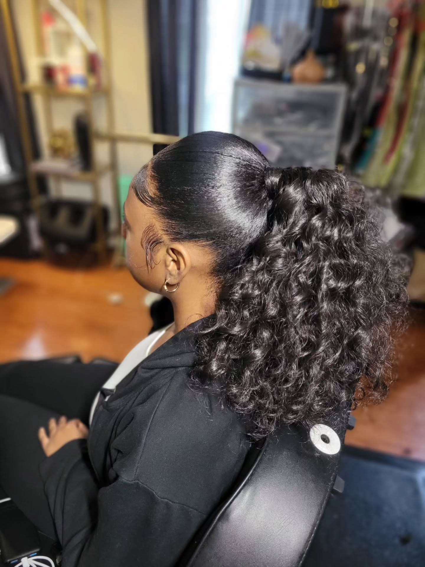 #Hoco2025 Ready with the Ponytail
Book this Look under the Category:
Invisible Ponytail
•
www.dmvprobraids.com
•
•
All New Clients require a consultation before booking
www.dmvprobraids.com/vbc
•
•
Like, Comment, Share or REPOST 🙏🏽💕
•
•
•
#dmvprobraids #dmvbraids #dmvponytails #dmvbraiders #healthyhair #dmvstylist #dmvbraids #healthy_hair_journey #oceanwave #reels #reelsinstagram #wishpic #HealthyHairjourney #dmvbraider #dmvbraids #explorepage #BraidInspiration #Dmvbraider #explore #dmvbohobraids #mdbraider #Blackhairgoals #hairinspo #braidinspo #knotlessbraids #explorepage
