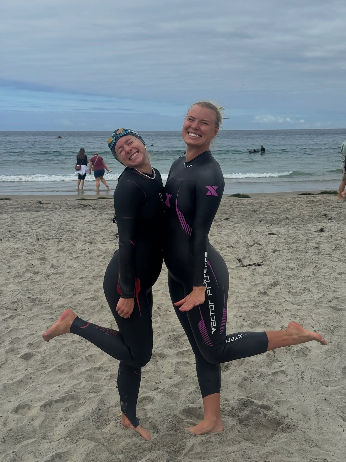 Itโs not the La Jolla Cove 10 Mile Relay until the Swim Devils show up ๐ orrrr unless youโre @kristianafox and decide to do the whole thing on your own (with no wetsuit)!!!!
Huge congrats to everyone who joined this year. See ya in 2026?! ๐ฆญ