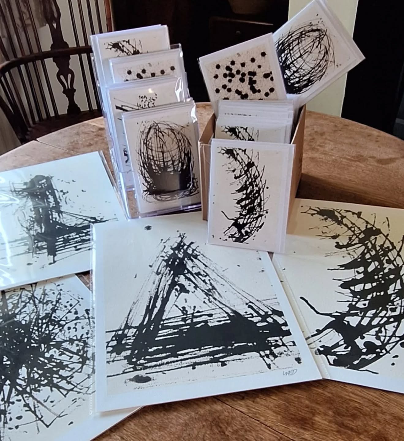 Latest print editions ready for their debut at the @benendenartfair.
I will be under the Sandhurst Farm Forge Collective stand comprising of myself, @katedickinsontextiles and @charlesdickinsonblacksmith.
Fri 3rd Oct 6pm-8pm
Sat 4th Oct 10am-5pm
Sun 5th Oct 10am-4pm
Benenden Village Hall
The Street
Benenden
Kent
TN17 4DE
Please see @benendenartfair for further details.
#benenden #benendenartfair #benendenartfair2025 #artfair #artshow #art #show #kent #prints #debut #sandhurstfarmforgecollective