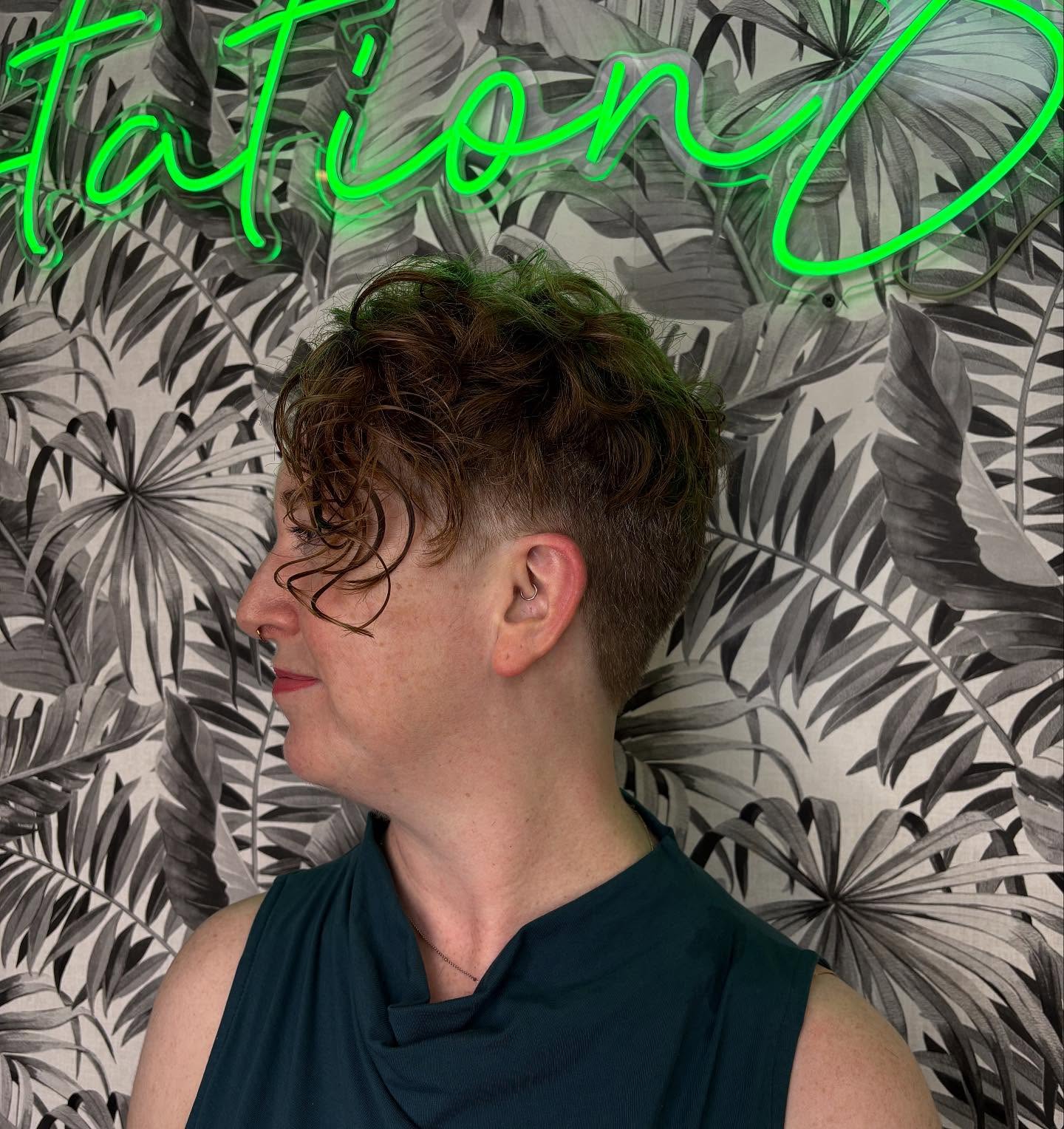 Haircut by Tori 🪴
#bostonpixie #bostoncurls #bostonshorthair #bostoncurlystylist #bostoncurlysalon #bostoncurl #jamaicaplain #jamaicaplainma #jplocalfirst #bostonsmallbusiness #curlypixie #shortcurls #pixiehaircut #fairyhair #curlspiration