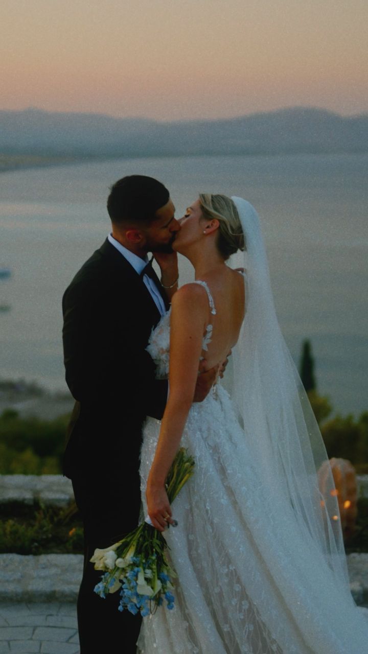 The Wedding of Ajay & Stephanie on the beautiful island of Rhodes 🇬🇷
I absolutely adore Lindos and have been lucky enough to get a wedding there every Summer since lockdown. It's the perfect area for a mid season break, somewhere I can have a few days to chill, recharge and get myself back to 100% before the second half of the Summer.
What makes it all come together is when you get a beautiful and fun couple and also get to work the wedding with a mate 🫶
Venue @ktima_lindos
Videographer @clique_visuals
Photographer @lovestruckvisuals
Dress @riccasposa @nicolemaesbridal
Bridesmaid dresses @bridesmaidbyjb
Singer & Sax @robyntaylorofficial
Violinist @leida_violinist
Hair @lindoshairstudiojennypipaki
Makeup @nicolemakeuplindos
Barber @theterracesleamingtonspa
Signage @creationsbyangels