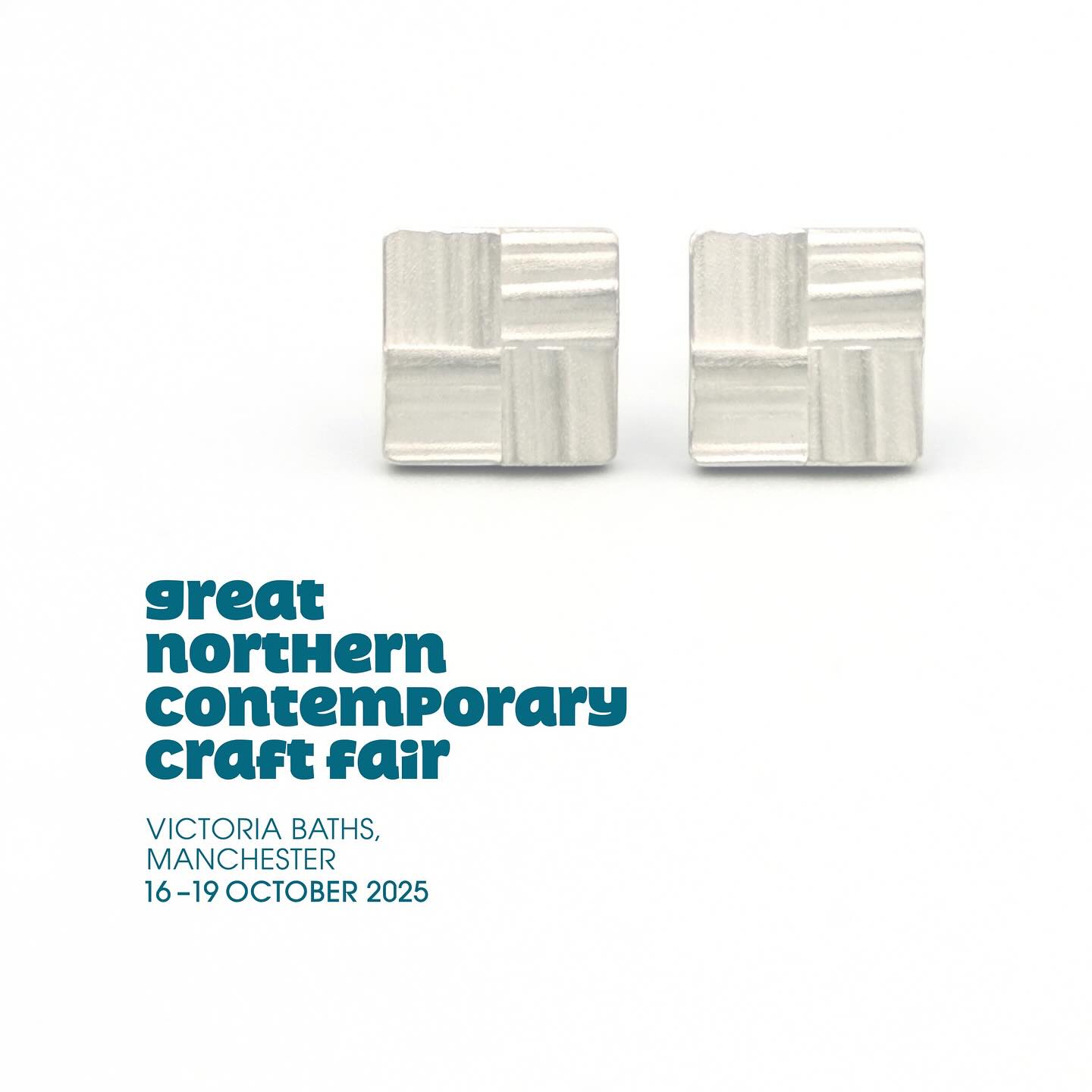 .
✨Mitsuro Hikime textured geometric studs✨
Available at Stand TB08 during the Great Northern Contemporary Craft Fair in Manchester, from 16 to 19 October 2025.
.
🌟Can’t wait to connect with visitors, collectors, and fellow makers. Hope to see you there!🌟
.
📅GNCCF Manchester
Thursday 16 October – 18.00–21.00 (Preview Evening)
Friday 17 October – 10.00–17.00
Saturday 18 October – 10.00–17.00
Sunday 19 October – 10.00–16.00
📍Victoria Baths, Hathersage Road, Manchester M13 0FE
.
🎟️Tickets are now on sale at @great_northern_events 🎟️
.
.
@acj.org.uk @soj_jo_bcu
.
#contemporaryjewellery #ukjewellery #hkjewellery #japanesejewellery #アートジュエリー #コンテンポラリージュエリー #GNCCFManchester #GNCCF #CraftSaysSomething