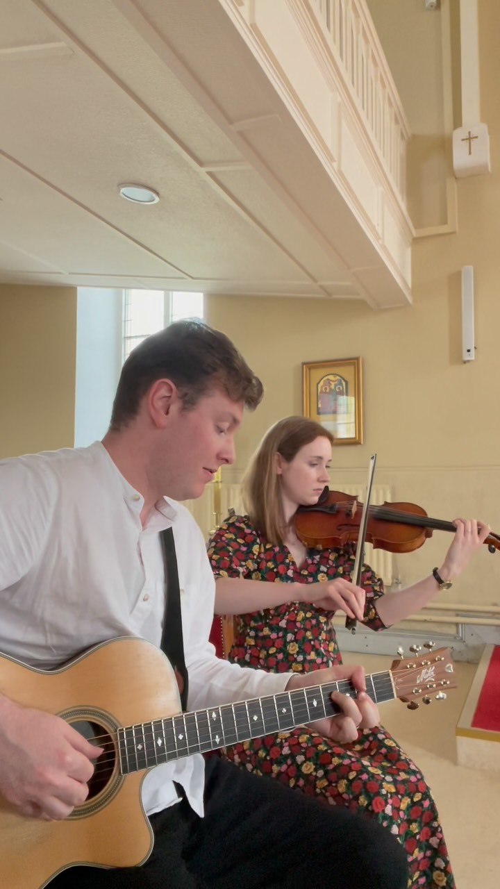 Dancing in the Moonlight (Thin Lizzy) ✨
A slower acoustic setting of one of our favourites. The couple requested a specialised arrangement to suit the reflective communion moment in their wedding Mass 🎶