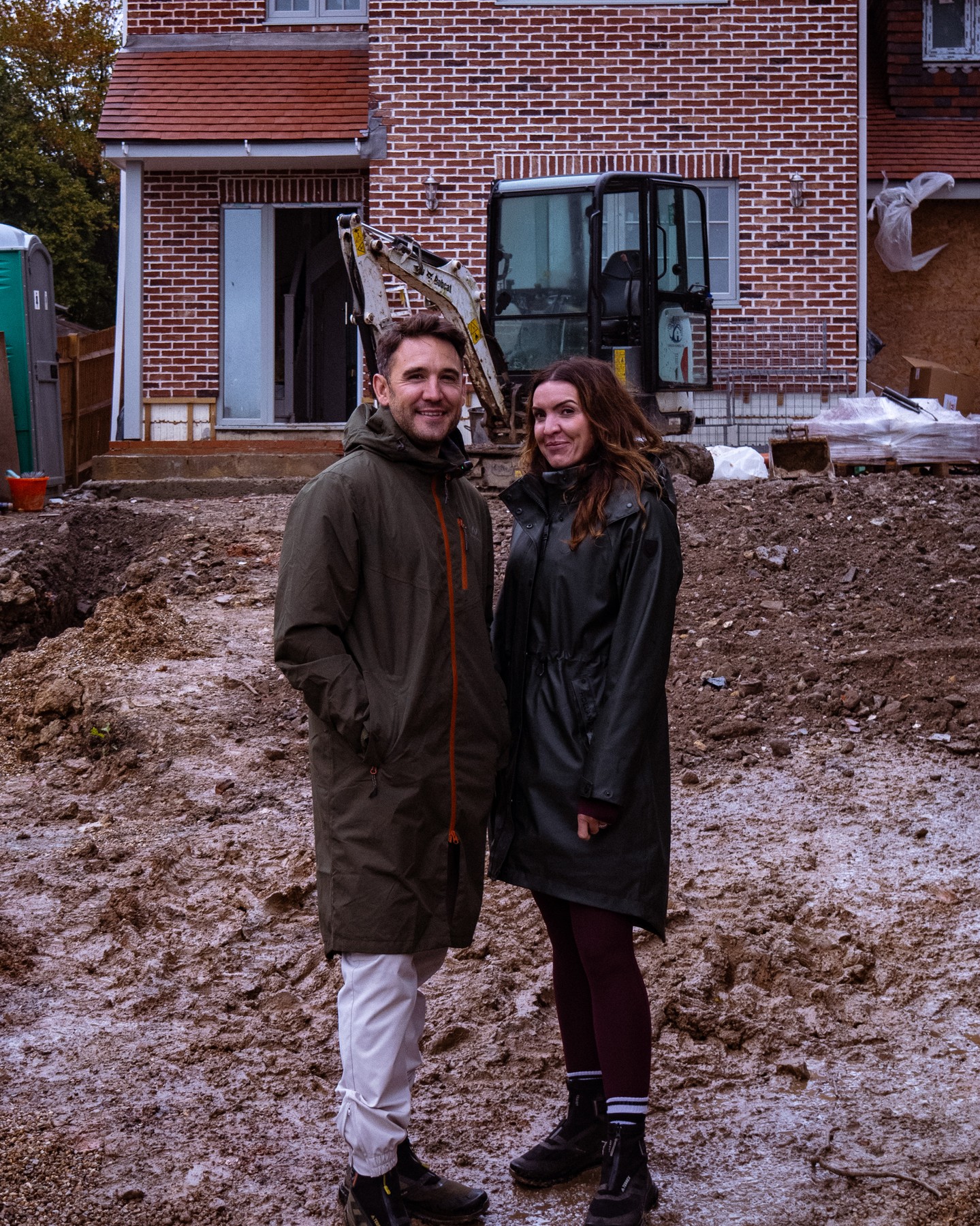 Almost complete in Cross in Hand, Sussex. 🏡✨
ㅤ
A rainy site visit didn’t take away from the excitement of seeing these two four-bedroom detached homes coming to life! Set in a beautiful village location, they’re built with a brick slip system, combining the charm of traditional brick with the efficiency of modern design.
ㅤ
With just the final snagging left, they’re nearly ready to welcome new owners.
.
.
.
#CrossInHand #SussexHomes #PropertyDevelopment #DetachedHomes #BrickSlipSystem #NewBuildDesign #ModernTradition
