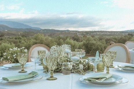The details that will last a life time! From the sage goblets to the sage table numbers, this was such a beautiful table scape!
Let’s design your table today!
#smallbuisness #details #wedding #sandiegowedding #temeculawinecountry #tabletoprentals
Venue: @crcranch_weddings
Design and rentals @gabznglitzevents
Photographer and video @studio.627
Hair + Makeup: @lakatofla
Florals: @serenity.and.company
Content Creation: @llenavidamedia