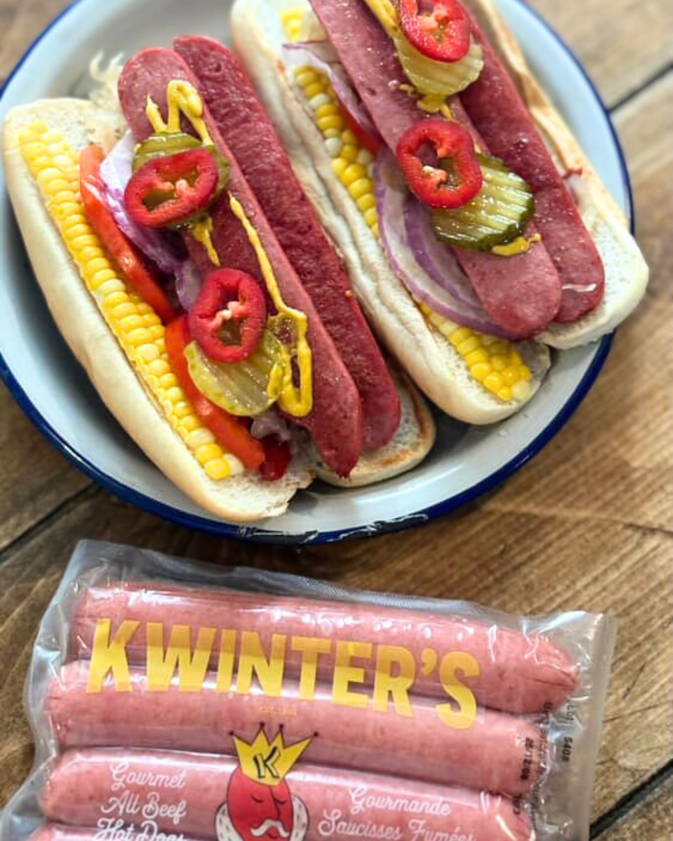 “Best Hot Dog I’ve Had in Decades.” – Steve G.
We’re beyond proud of what we’ve created — this isn’t just another hot dog. It’s the hot dog Canada deserves. 🇨🇦
Haven’t tried it yet? 🌭👑
Check our Stores highlight to see where the King is stocked near you — or drop a comment to let us know which store should carry Kwinter’s next!
📸: @davidmcmillanmtl