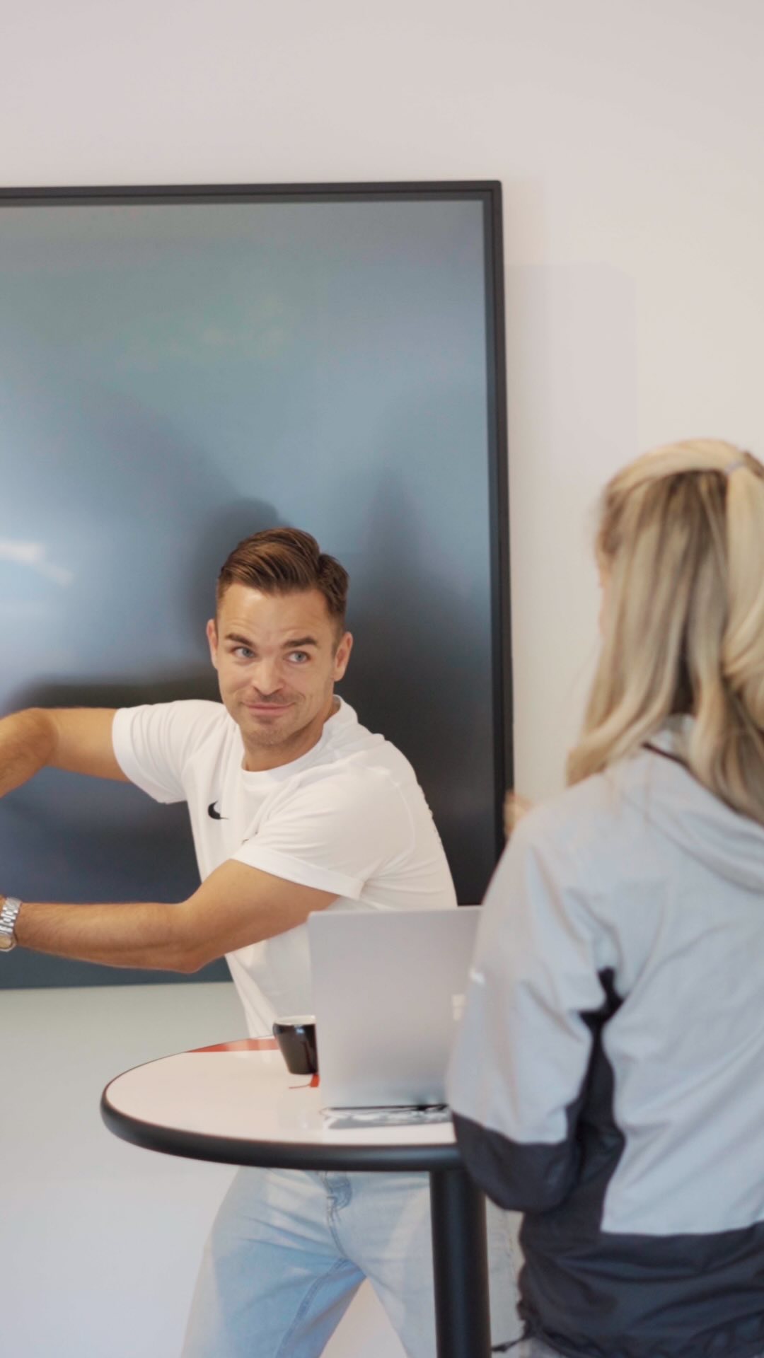 Rabatt❓❓ Logoooo ✌️ Alle erhalten eine wirklich faire Chance bei uns 😎
Come on, anmelden und deine Chance auf Rabatte nutzen 😂
#fahrschulemitstyle #vibesonpoint #fahrschulelife #premiumfahrschule #realdrivingskills #fahrschulebieber #fahrprüfung #führerscheintipps #fahrschulcontent #comedy #fahrschuleaschaffenburg #fahrschule #aschaffenburg #goldbach #waldaschaff #führerschein #motorrad #roller #auto #b197 #autoführerschein #motorradführerschein #rollerführerschein #anhängerführerschein #premiumfahrschule #hösbach #b96 #bestefahrschule #fyp #trend #rabatt