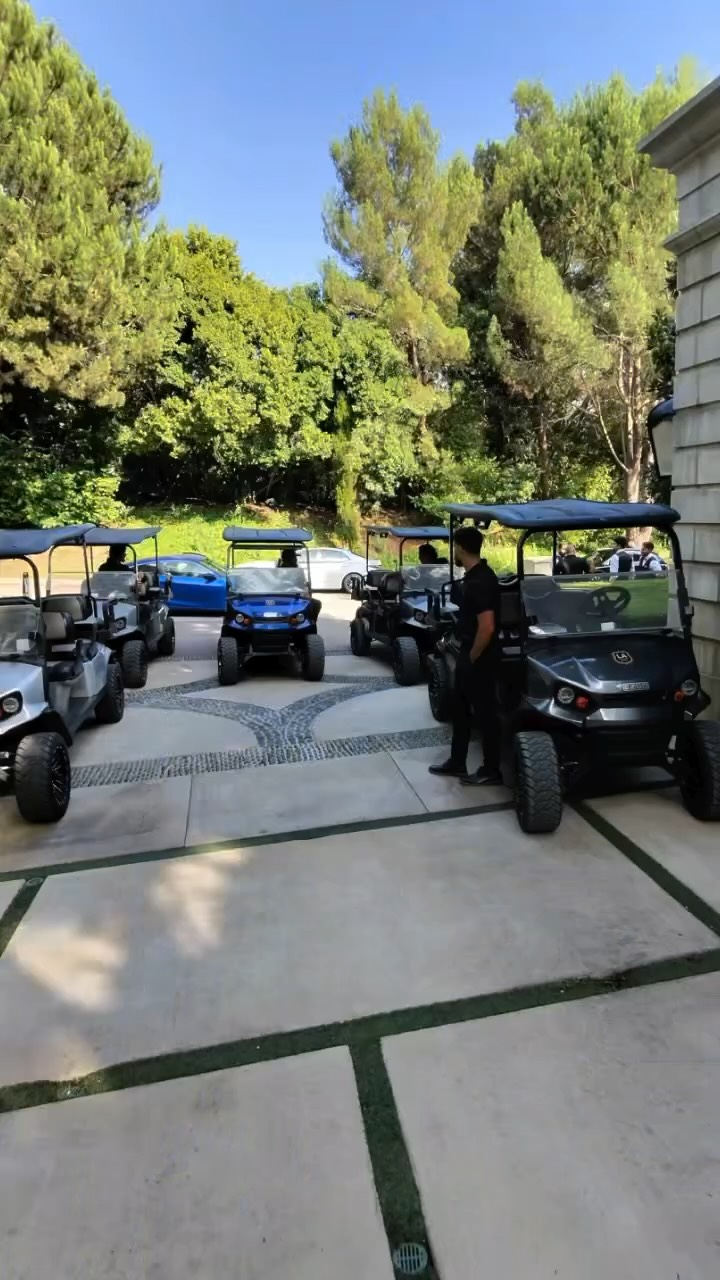 Our private golf cart shuttle service made every ride smooth, fast, and classy — the perfect touch for an exclusive event in one of LA’s most prestigious neighborhoods.
Whether it’s a luxury estate event, wedding, or private party — we’ve got the wheels that move your guests with ease.
📍 Beverly Park, Los Angeles
@ked_and_co
@lagolfcartrentals
#GolfCartService
#EventShuttle
#BeverlyPark
#BeverlyHillsEvents
#PrivateEventTransport
#GolfCartShuttle
#LosAngelesEvents
#PrivateEstateEvent
#GolfCartWithDriver
#WeddingShuttle
#BeverlyHillsLifestyle