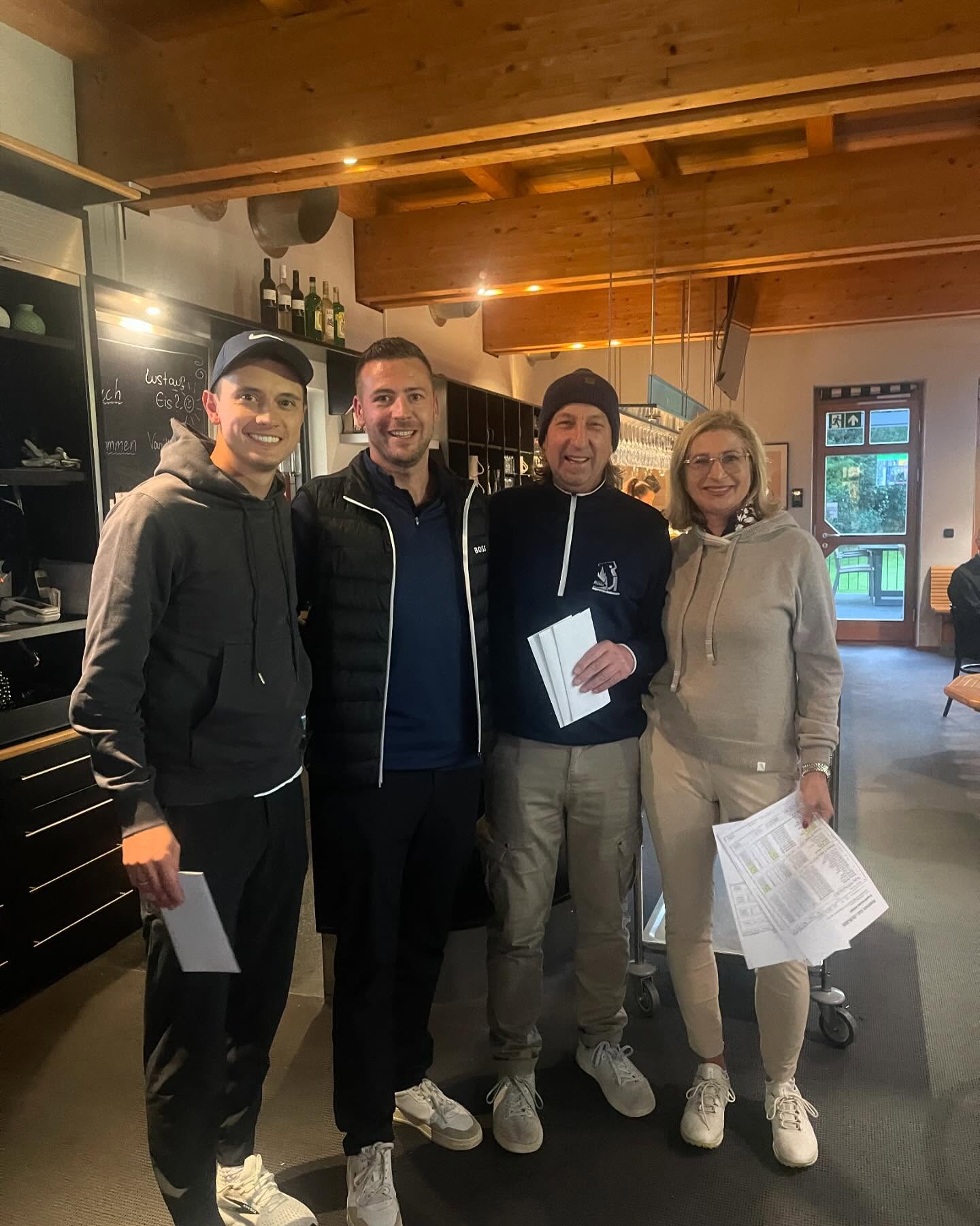 Der tolle und beliebte Beginners Cup fand am Freitag bei wunderbaren Wetter statt. Danke an die zahlreichen Teilnehmer und danke an den Sponsor „Heinrichs Kaffemanufaktur“. 🏌🏻♀️🏌️♂️⛳️