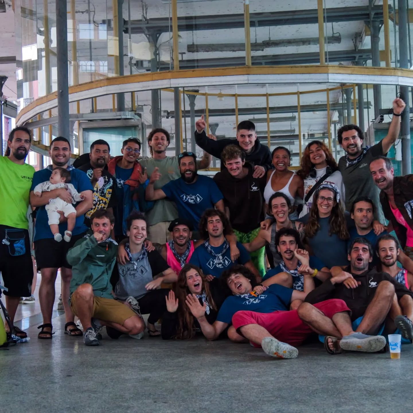 TALDEA - FAMILIA - ANTOLAKUNTZA
Eskerrik asko beti! Millones de gracias a todos los que ponéis vuestro granito de arena para que el RiveR sea posible 💜