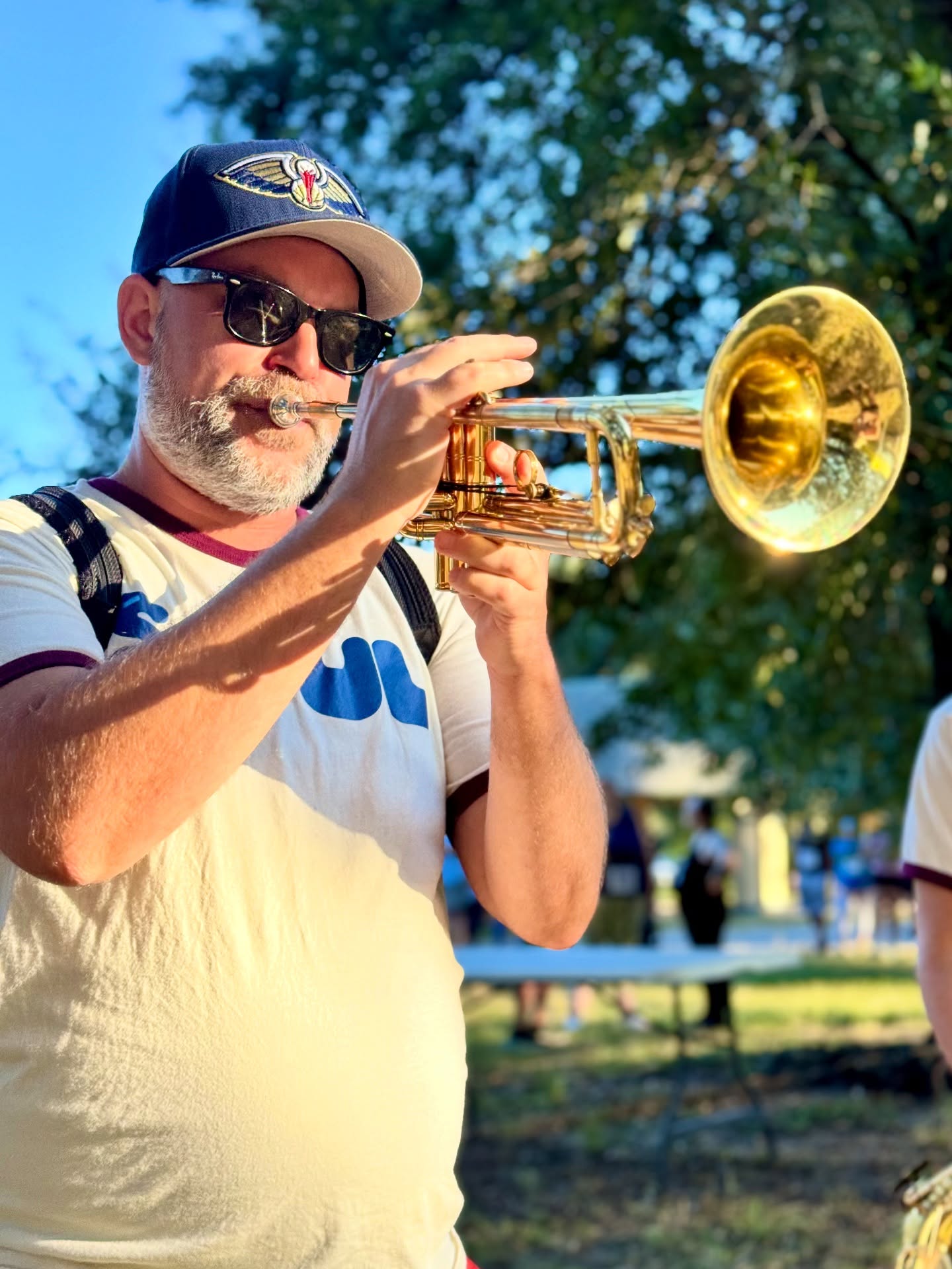 Home is where the ❤️ is.
The horns have blown. The pups are out. The runners are stretched. The 10th Annual @kelseybradleyfavrotmemorial5k is underway.
It is a beautiful day in Audubon Park. If you live near by, open your windows and you’ll hear the amazing @soulbrassband serenading your Sunday morning in true New Orleans style.
Thank you to @lsuhealthfoundationnola for your love and passion with your research and treatment for brain cancer patients. 🧠 💛 💜
Thank you to @first_horizon, @culicchianeuro, @mouldingmillworksupply & @apartmentsat1stlake for being a tremendous help on making this event possible.
And of course thank you for everyone who showed up on this wonderful day for a wonderful cause. Your support goes miles. Literally.
#runnotc
#kelseybradleyfavrotmemorial5k
#lsuhealthfoundationnola
#firsthorizonbank
#culicchianeurological
#mouldingmillworksupply
#runningcommunity
#neworleans