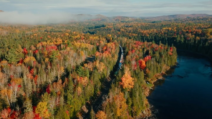 A glimpse into the seasonal contrasts between Inland and Coastal New England.