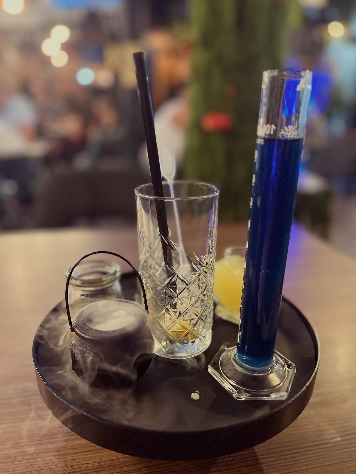 In Brno there are many cafés, but only one full of magic @carokavarna_brno
#brno #café #harrypotter #magic