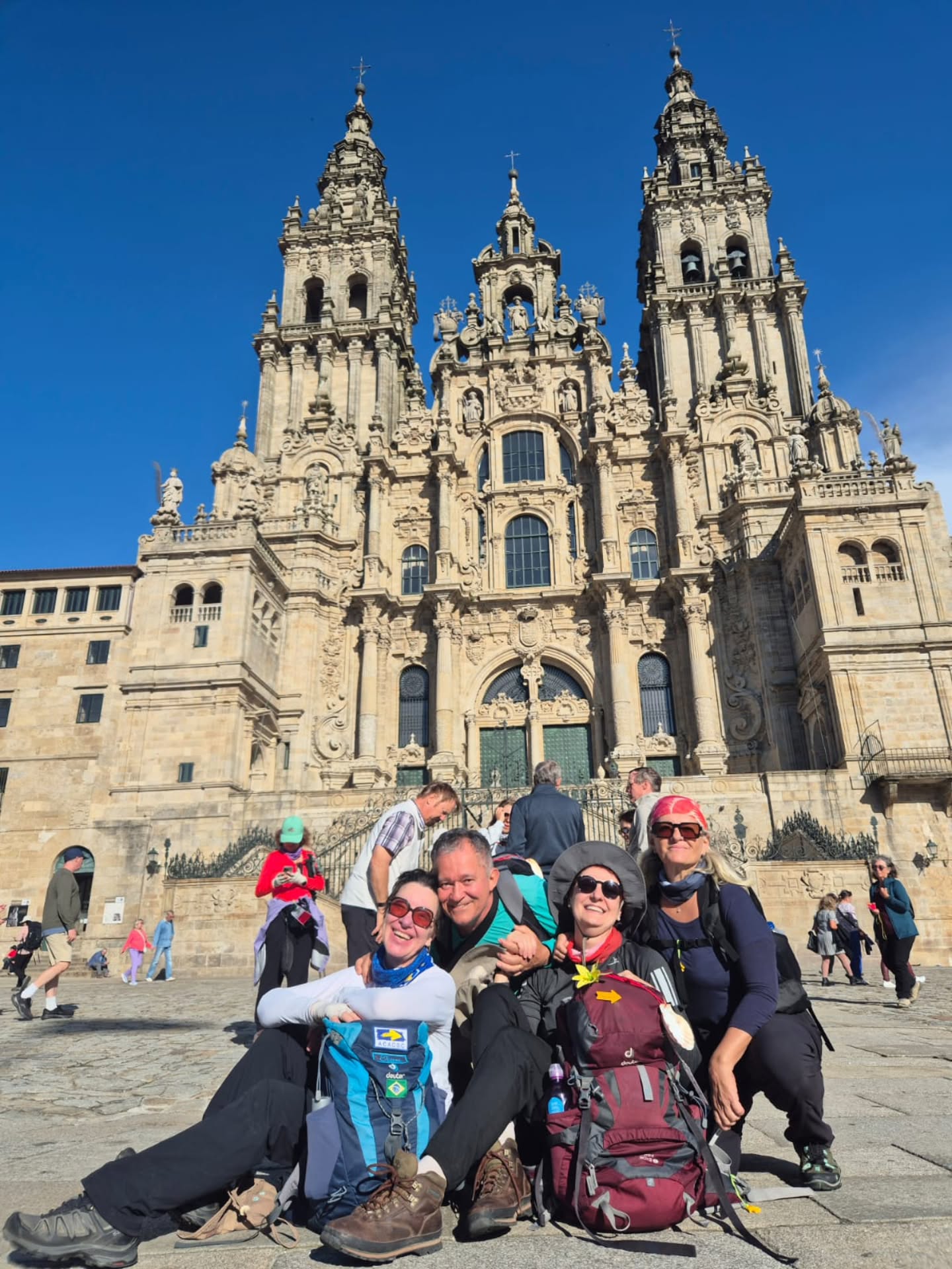 Parabéns aos nossos queridos associados que concluíram o caminho francês!!
Parabéns