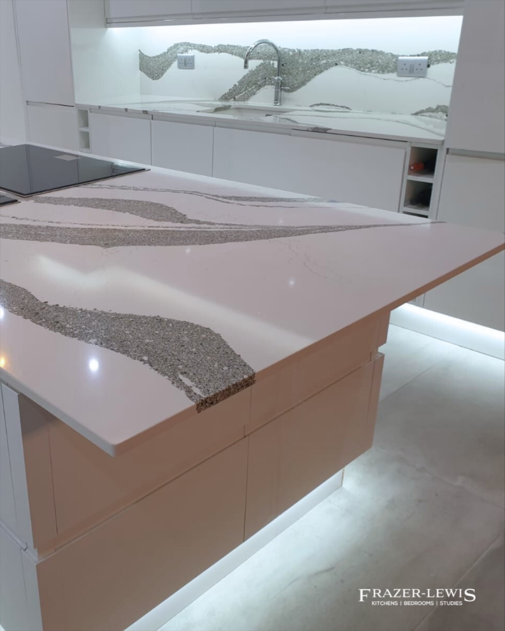 💡 Beautiful worktops deserve beautiful lighting...
...and beautiful lighting not only accentuates angles and areas of the room, it creates different ambience for different social settings.
☀️ During the day you can achieve a bright airy space to be cooking and washing with overhead spotlights.
🌙 Come the evening...turn the spotlights off and put your skirting and under-cabinet lighting on to create a cosy space to entertain.
#cabinetlighting #kitchenlighting #essex #kitchensessex #worktopsessex