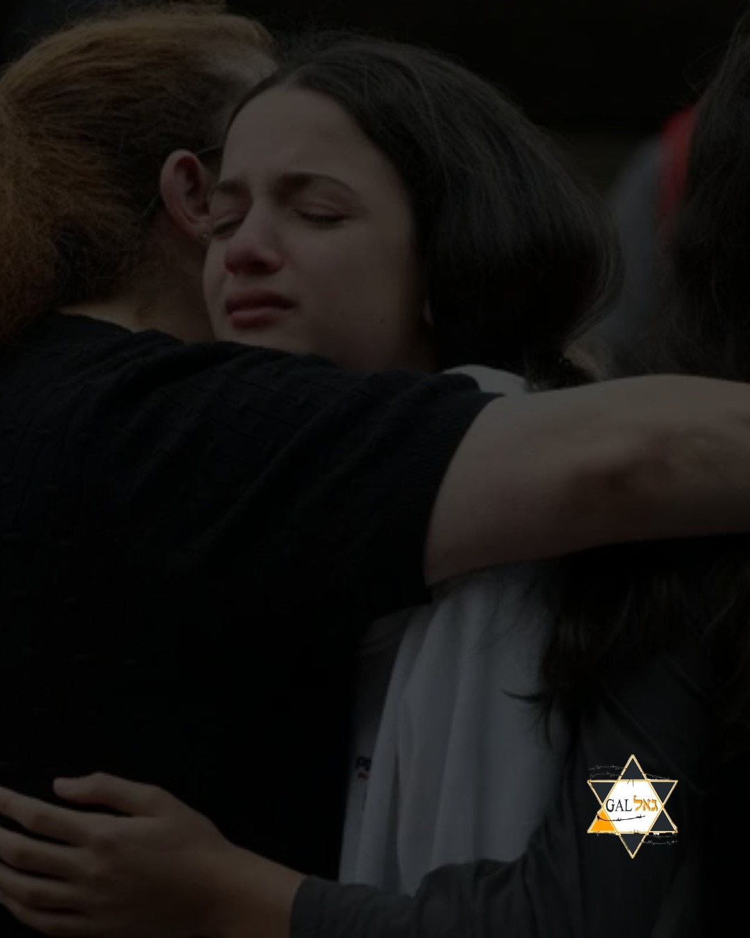 Deux Juifs assassinés en ce jour de Yom Kippour à Manchester.
Pour nos survivants, cette douleur résonne comme une blessure ancienne.
Nous nous tenons aux côtés des familles, et nous crions : plus jamais ça.