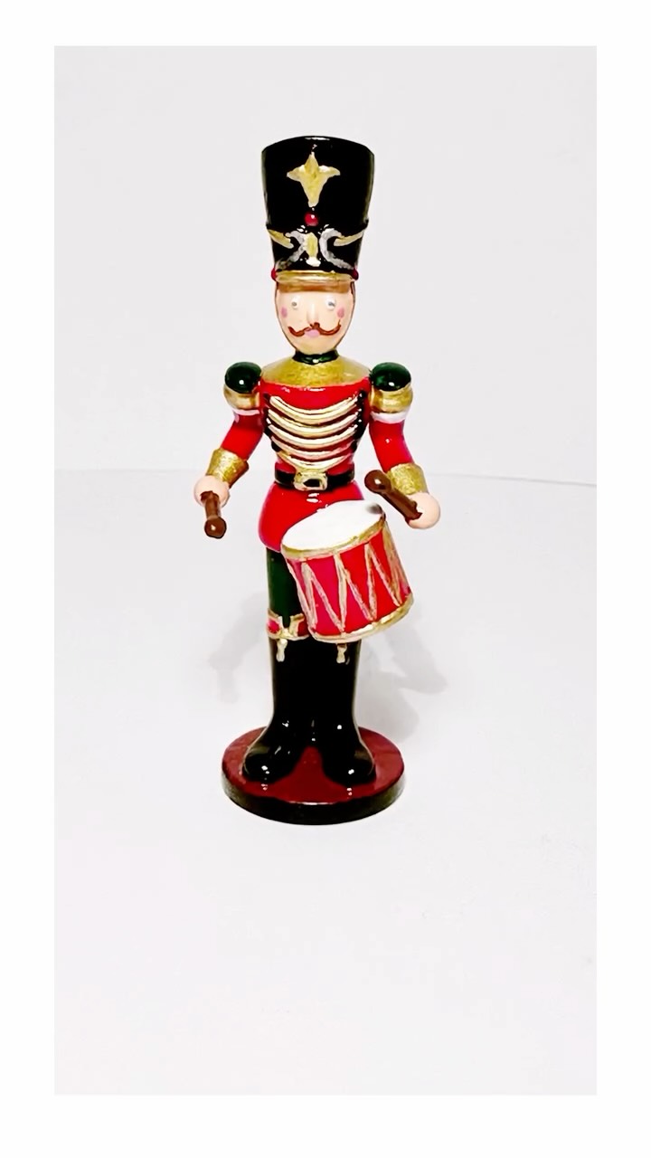 #histoire #lesdrapeauxdefrance #figurine #miniaturepainting #parisfrance #parisfrance #napoleon #palaisroyalparis #history #parís #theatre