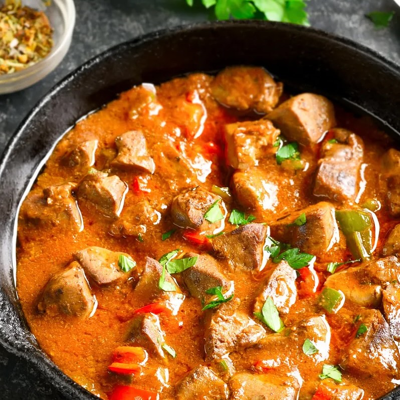 Bonjour tout le monde, nous sommes mercredi, la cuisine reprend du service:
Ce midi, colombo de porc et frites maison
Réservation au 0955816141
Sur place ou à emporter
Belle journée à tous
(Photo non contractuelle)