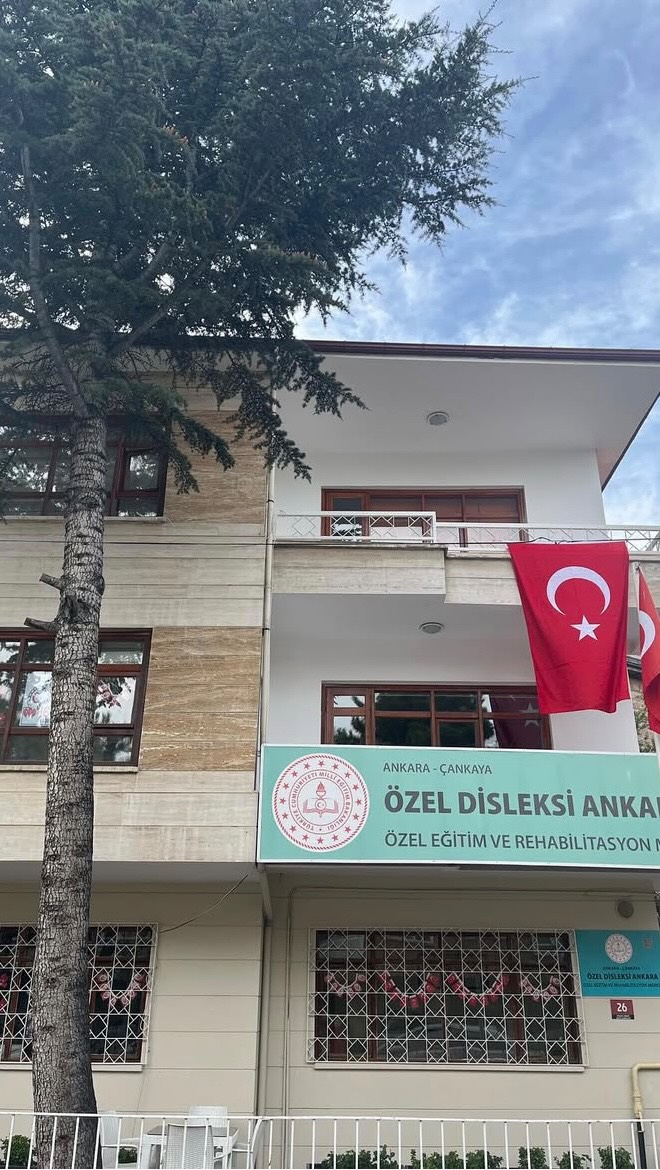 Eğitim alanında 35 yıllık tecr… Eğitim alanında 35 yıllık tecr…