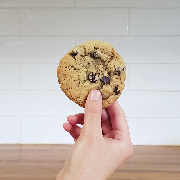 In a world full of over the top cookies sometimes it's nice to go back to a grandma original. With the added kick of sourdough, of course.
If you had to choose what is your favorite cookie?
For me... it's the dough. Always.