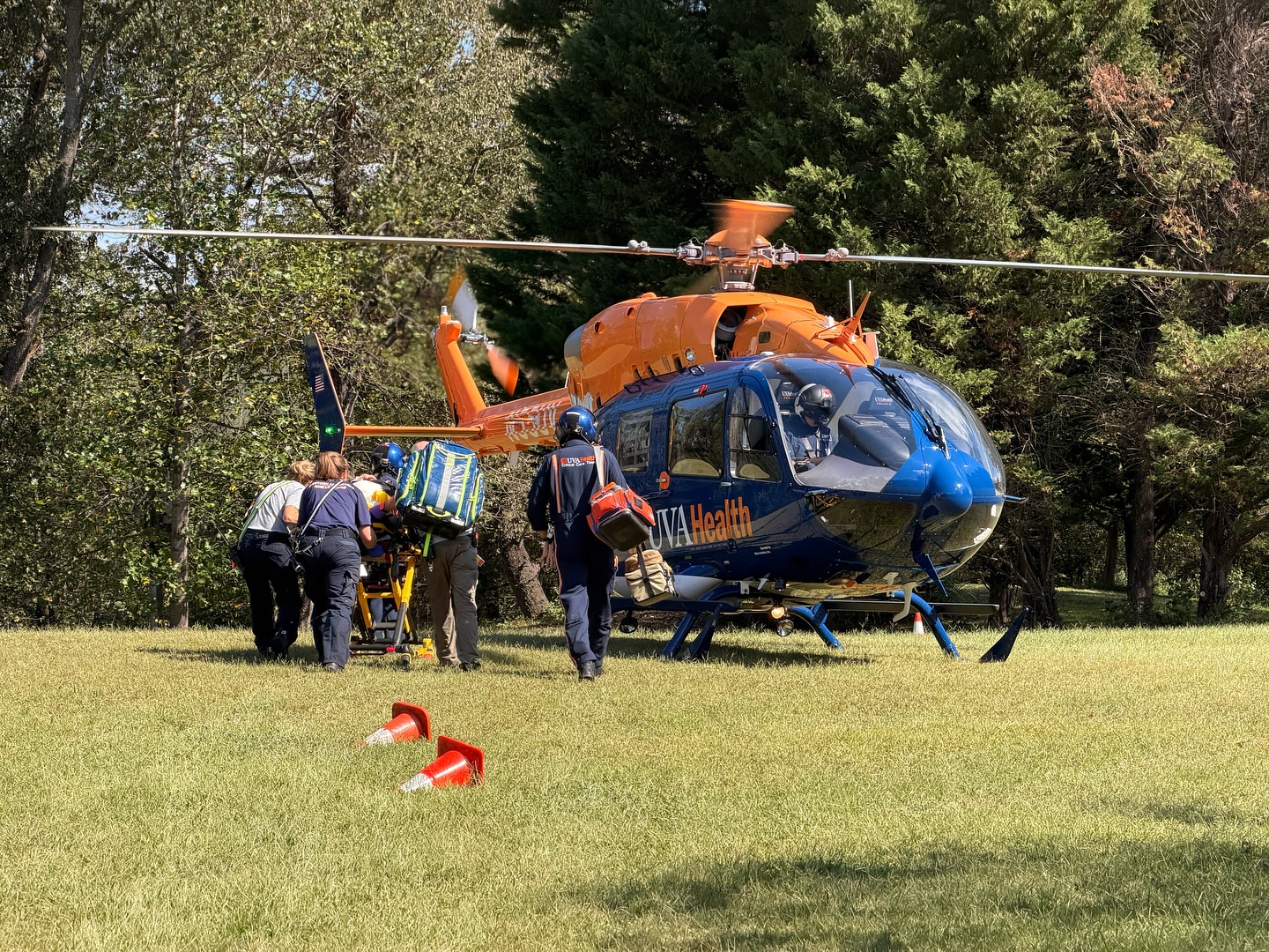 Engine 83 setting up the Landing Zone for @warsrescue5 and @uvapegasus this afternoon!