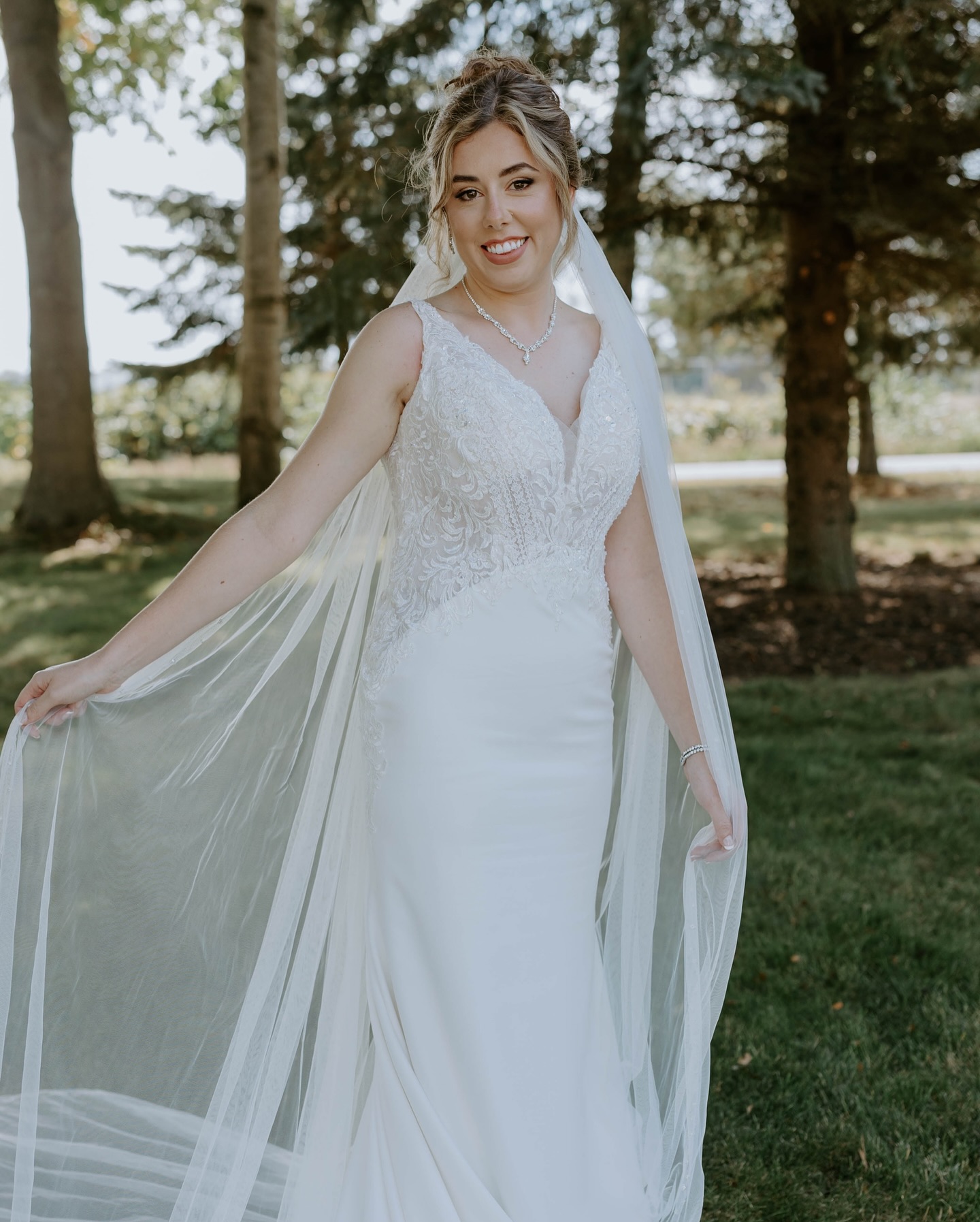 Congratulations Callie and Matt! This past year has been so full of firsts, new chapters and exciting milestones for you together. I am so happy for the both of you and was so grateful to be a part of your day 🤍