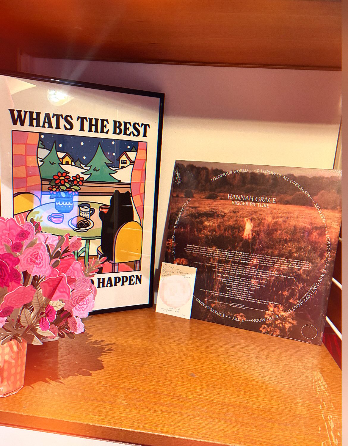 Such a treat when an artist sends you a copy of their new album on vinyl 🧡 and more of a treat when it’s one you worked on!
Truly one of my fave projects of last year was helping to arrange and record strings for @hangracemusic album. The live shows we did in November were a highlight of the year for me, so much soul.
The album itself is just stunning. Do go and listen to Bigger Picture now! Some amazing musical creations and beaut musos ⭐️
#hannahgrace #violin #recording #homesession #homerecording #viola #bushhall