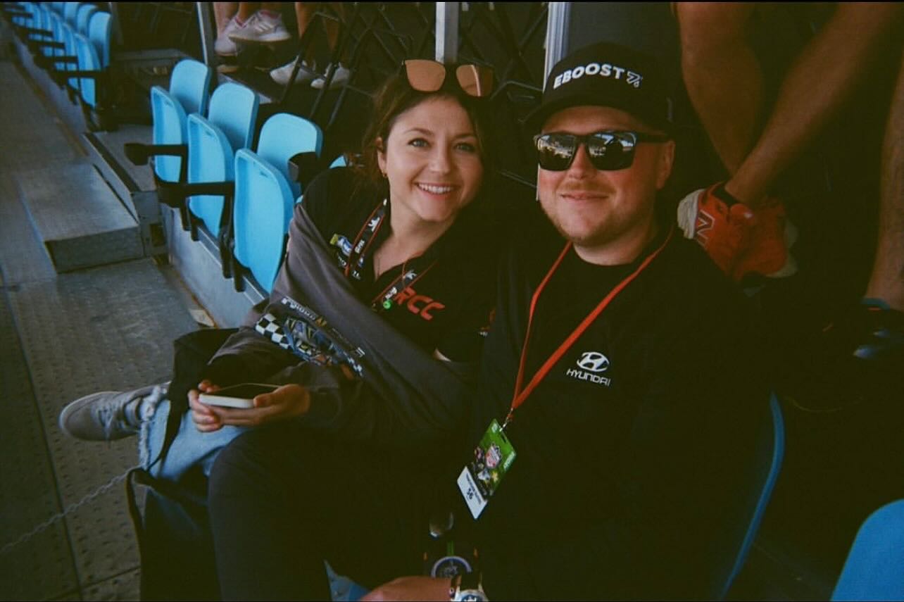 ‘And I never wanna wake up from the dream that you give to me everyday, my love’ 😍🥰