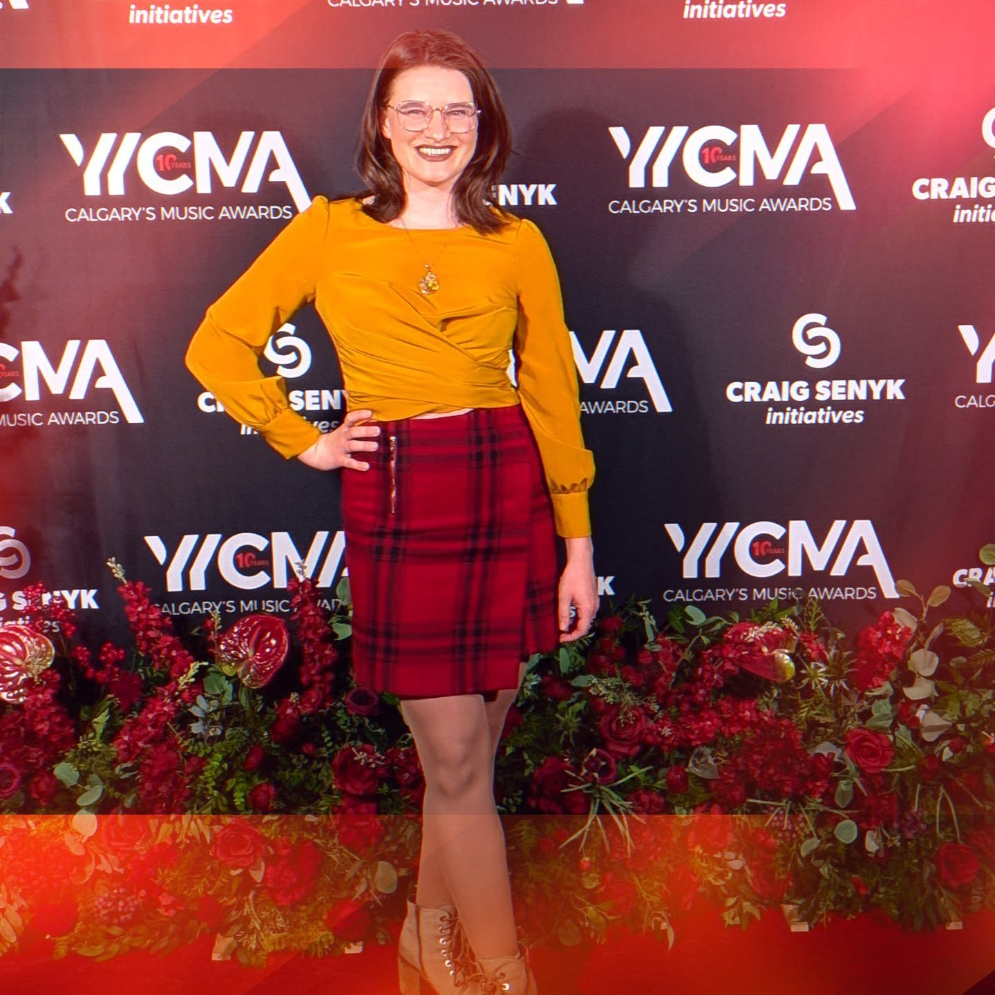 What an incredible night of celebrating LOCAL MUSIC! This was my first year attending the @yycmusicawards and boy, was it fantastic! It's such a privilege to be surrounded by and part of such a diverse and creative music community.
Not only did the award show happen this year, but YYCMA also held professional development workshops that I had the privilege of partaking in. I am feeling so incredibly inspired and cannot WAIT to see what this next creative season holds!!
Thank you #yycmusicawards and congrats to all the nominees and winners (some of whom I'm honoured to know and celebrate with)!!! ❤️🎵❤️