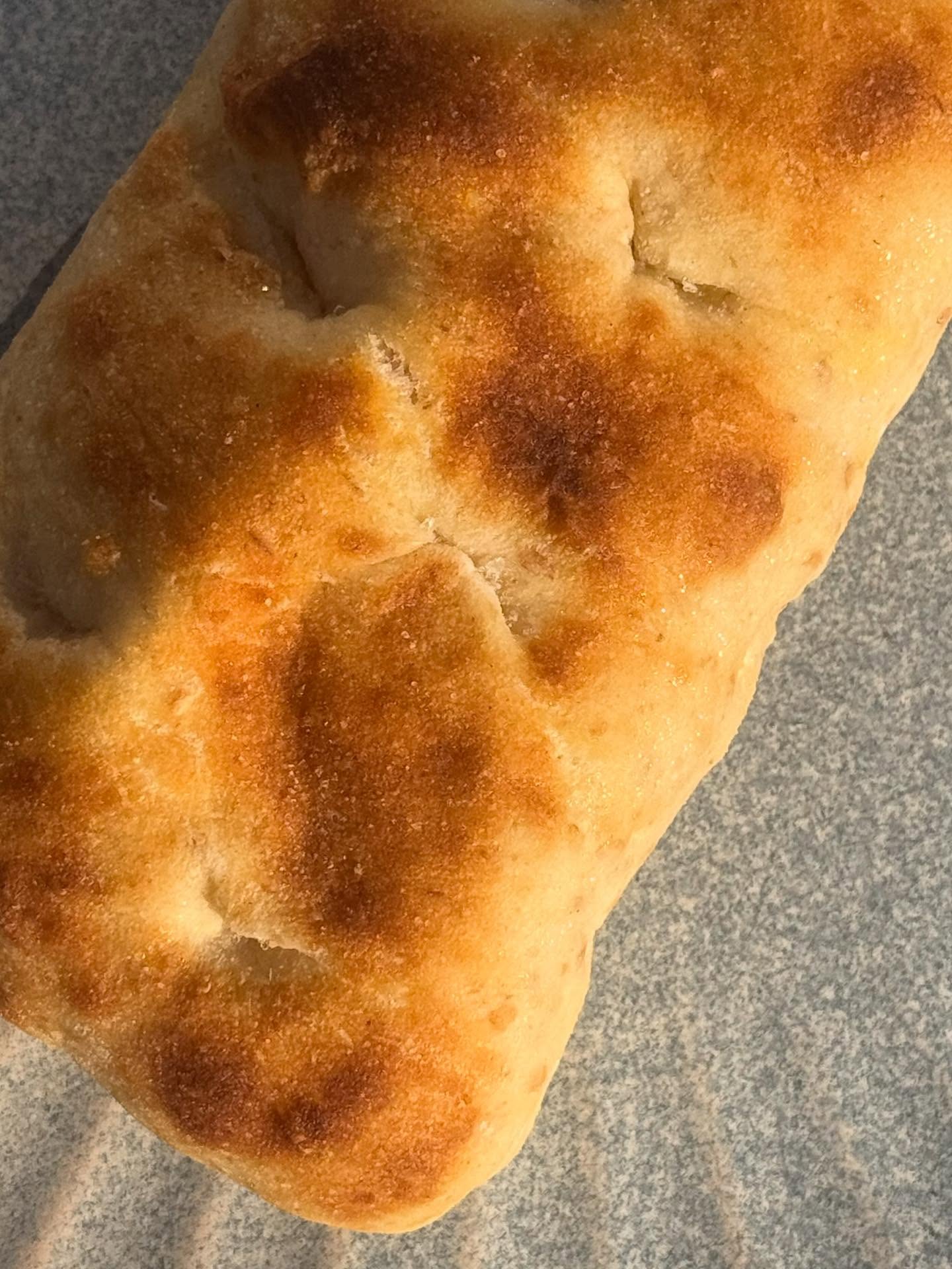 New menu loading… binnenkort ons nieuwe menu met o.a. schiacciata (ska-tja-ta) heerlijk luchtig Italiaans flatbread…