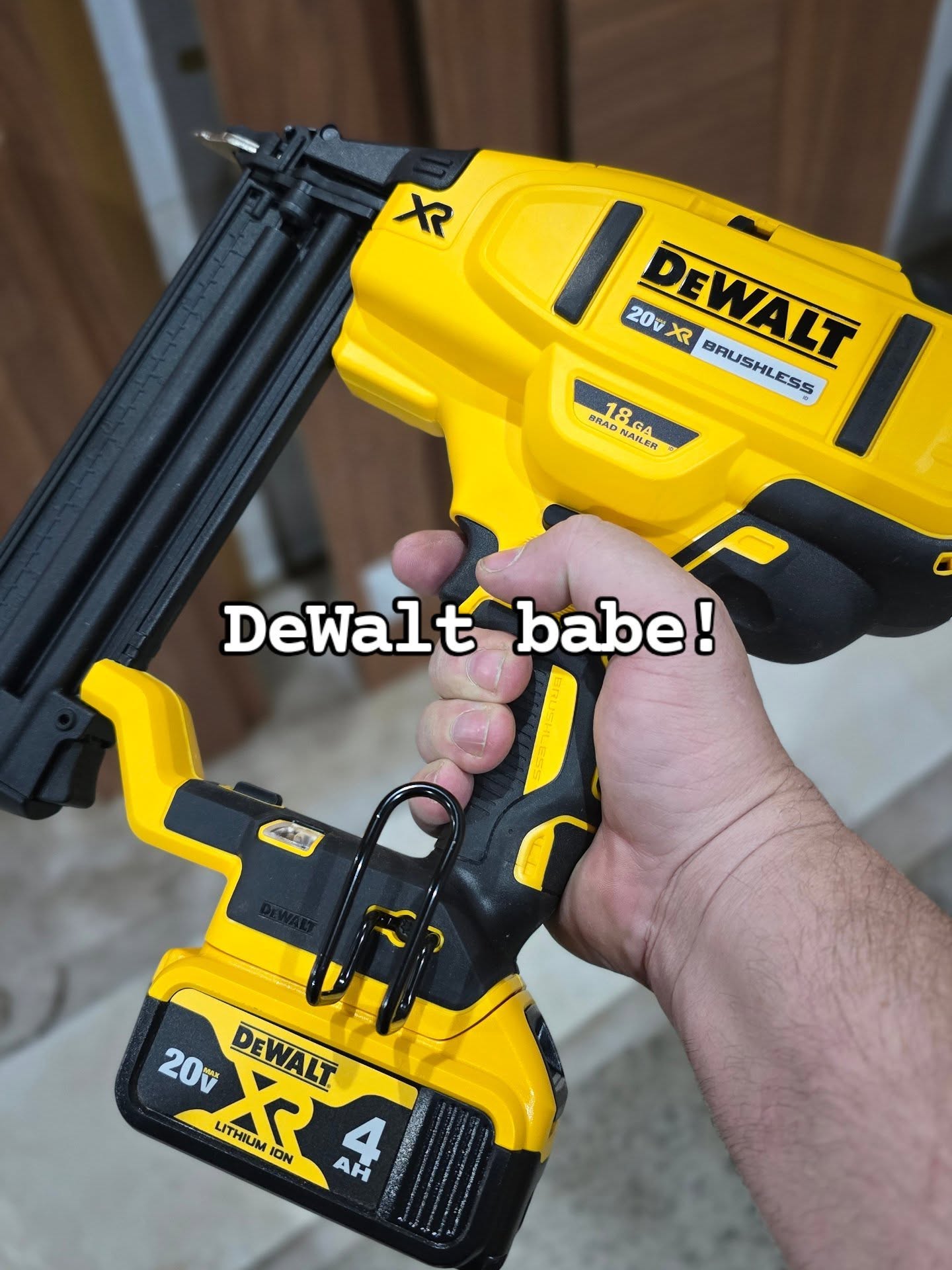 Na Arbo Marcenaria, cada detalhe importa. ✨️
Investir em ferramentas de qualidade significa entregar acabamentos precisos, projetos fiéis ao design e móveis que encantam pelo cuidado e durabilidade.
Porque nosso diferencial é transformar técnica e dedicação em resultados que impressionam.❤️
.
.
.
.
.
.
.
#marcenaria #ferramentas #DesignDeInteriores