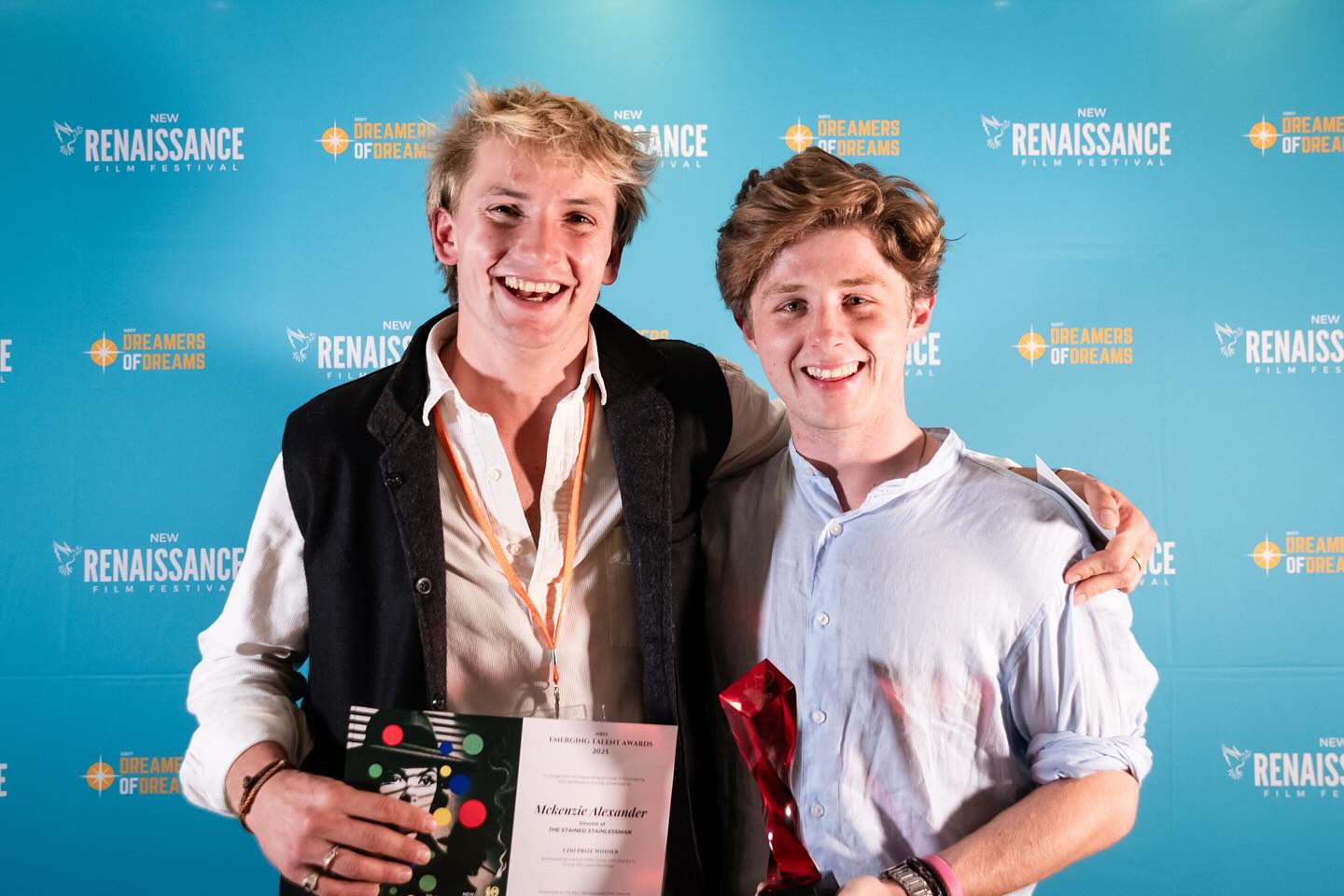 Ecstatic that THE STAINED STAINLESSMAN picked up two awards at the 10th anniversary of the New Renaissance Film Festival for Best Social Drama & Emerging Talent.
Big thank you to our entire cast and crew as well as Massi & Jan for hosting a fantastic evening… we are 100% posting this on our tinder profiles.
See you next year ! @newrenaissancefilmfestival